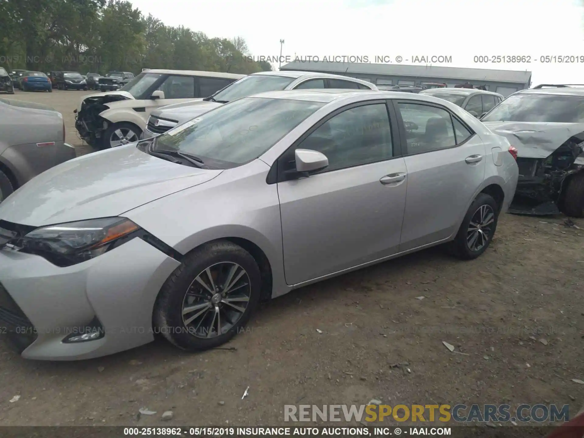 2 Photograph of a damaged car 2T1BURHE9KC229125 TOYOTA COROLLA 2019