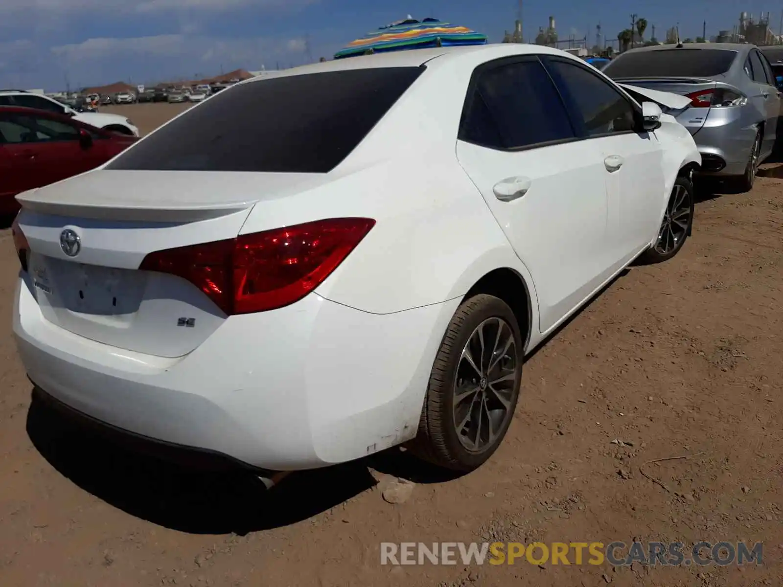 4 Photograph of a damaged car 2T1BURHE9KC229559 TOYOTA COROLLA 2019