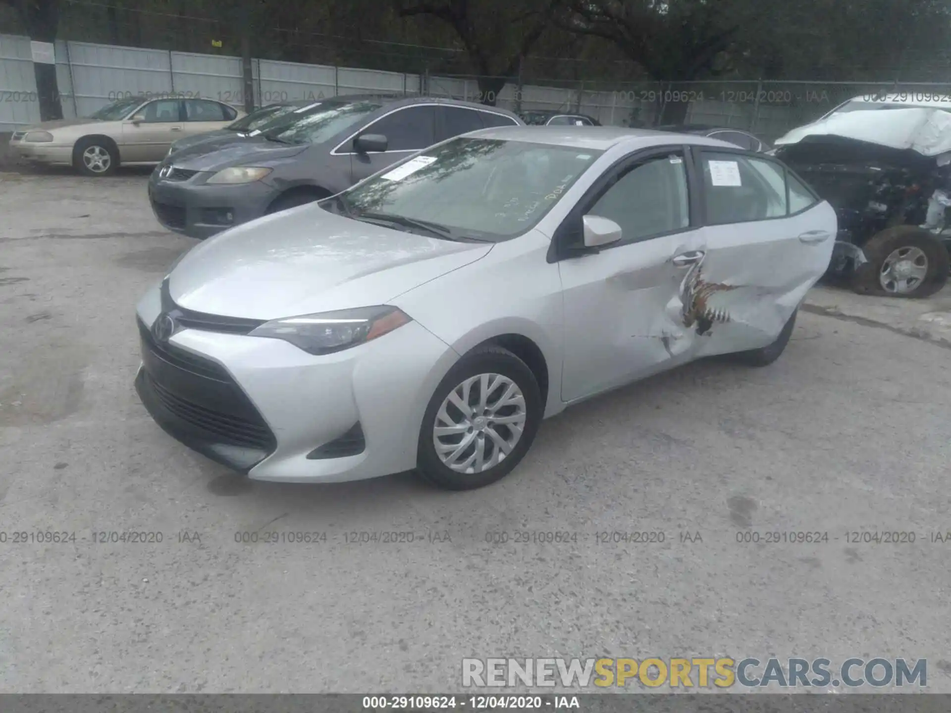 2 Photograph of a damaged car 2T1BURHE9KC229836 TOYOTA COROLLA 2019