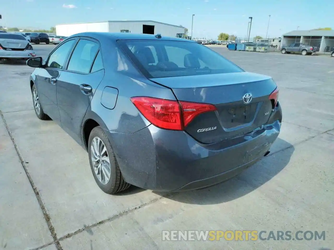 3 Photograph of a damaged car 2T1BURHE9KC229870 TOYOTA COROLLA 2019