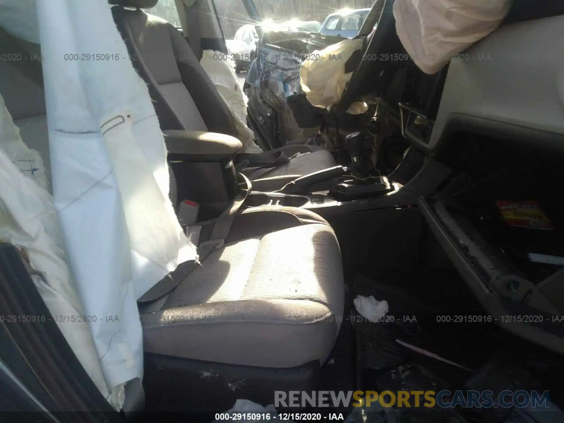 5 Фотография поврежденного автомобиля 2T1BURHE9KC230825 TOYOTA COROLLA 2019