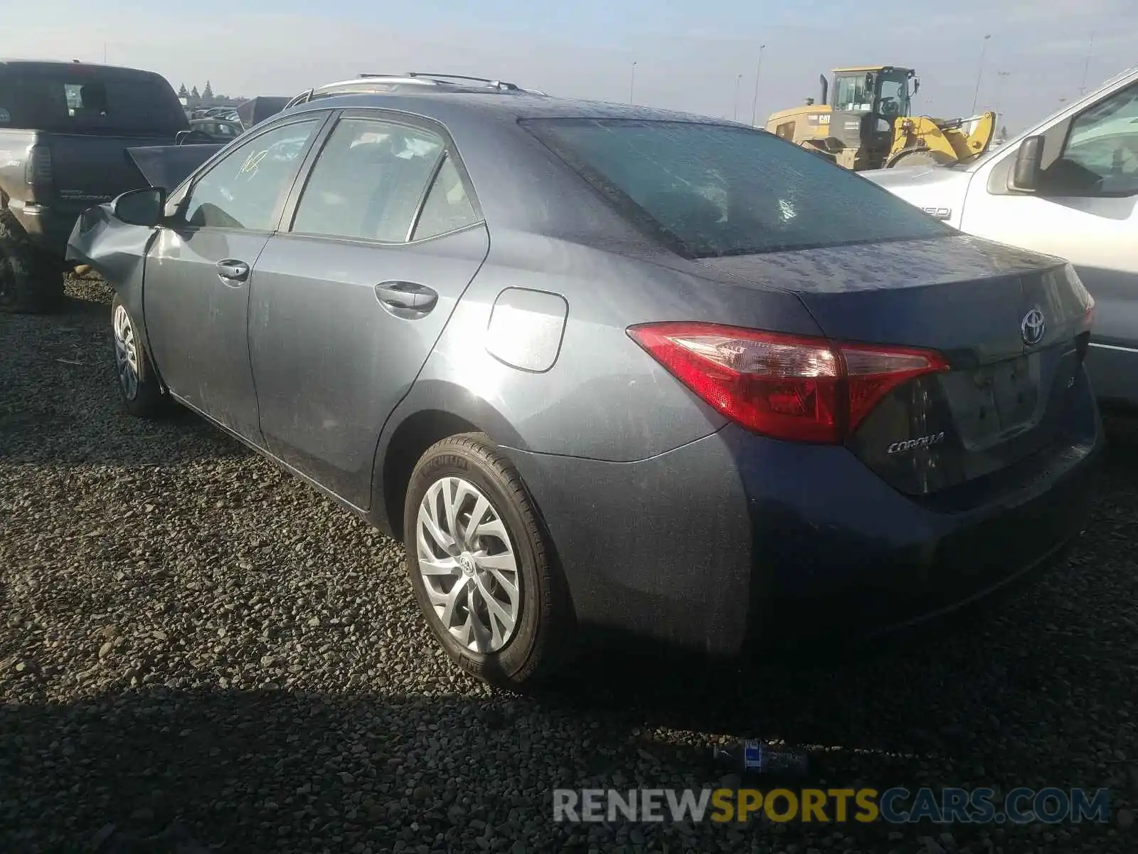 3 Photograph of a damaged car 2T1BURHE9KC231795 TOYOTA COROLLA 2019