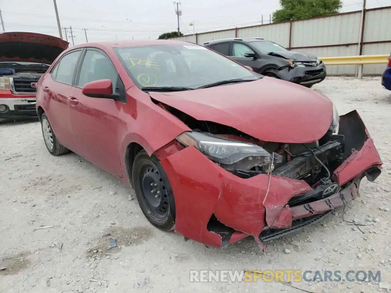 1 Photograph of a damaged car 2T1BURHE9KC233790 TOYOTA COROLLA 2019