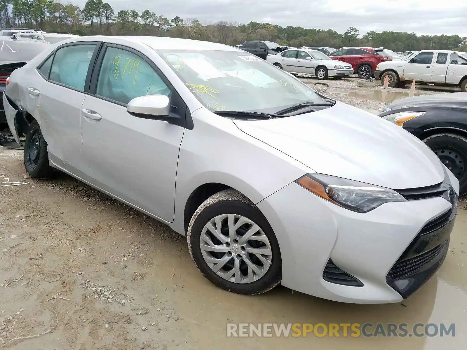 1 Photograph of a damaged car 2T1BURHE9KC233806 TOYOTA COROLLA 2019