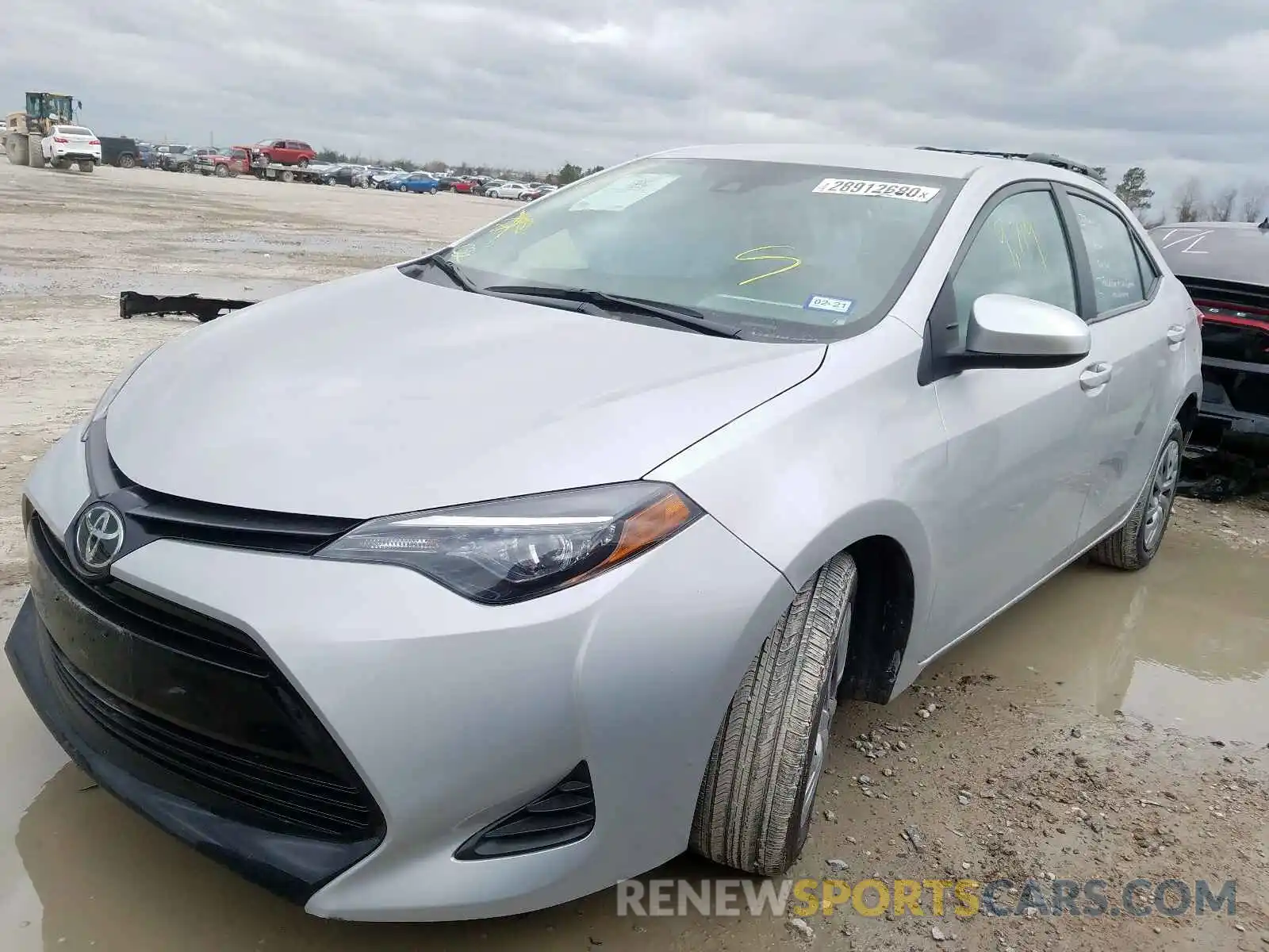 2 Photograph of a damaged car 2T1BURHE9KC233806 TOYOTA COROLLA 2019