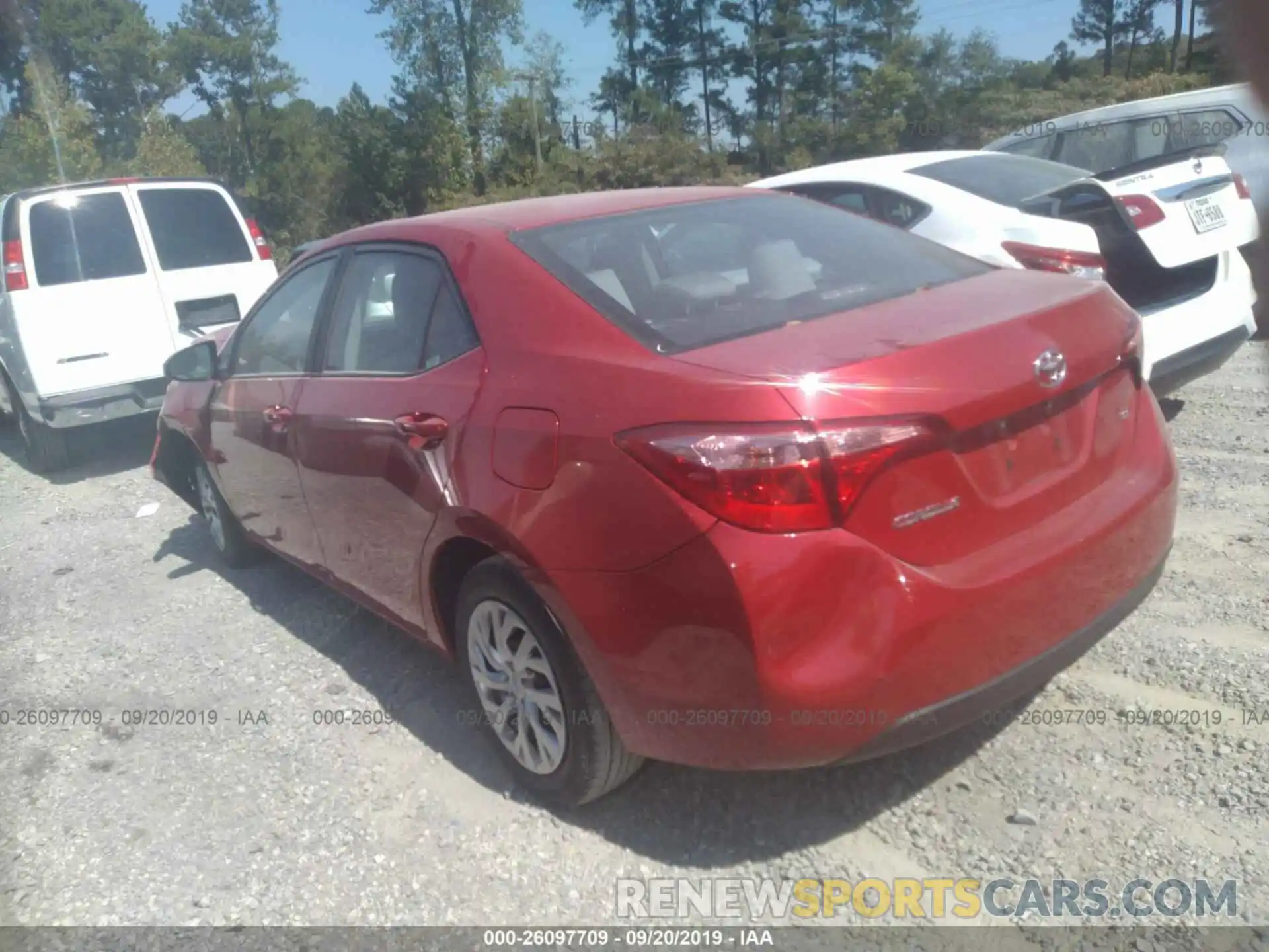 3 Photograph of a damaged car 2T1BURHE9KC233871 TOYOTA COROLLA 2019