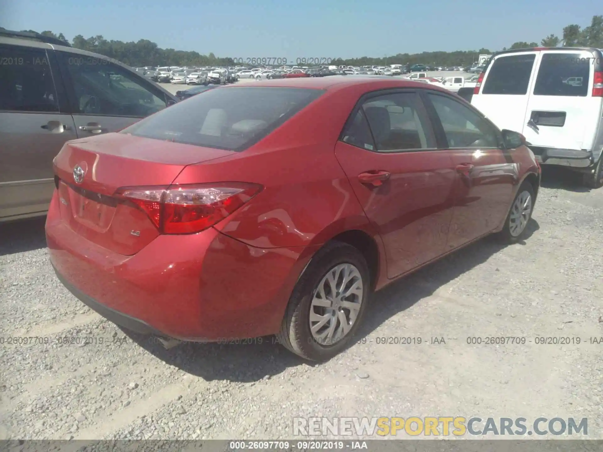 4 Photograph of a damaged car 2T1BURHE9KC233871 TOYOTA COROLLA 2019