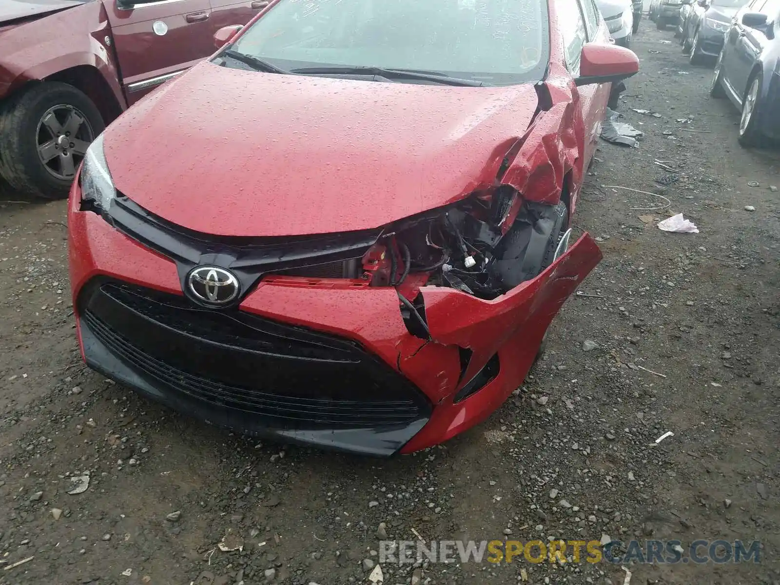 9 Photograph of a damaged car 2T1BURHE9KC233966 TOYOTA COROLLA 2019