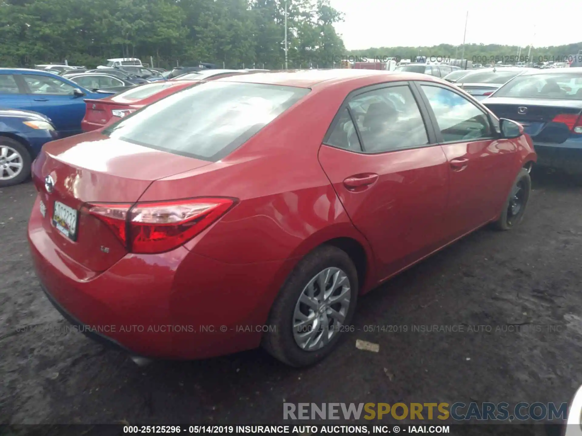 4 Photograph of a damaged car 2T1BURHE9KC234518 TOYOTA COROLLA 2019