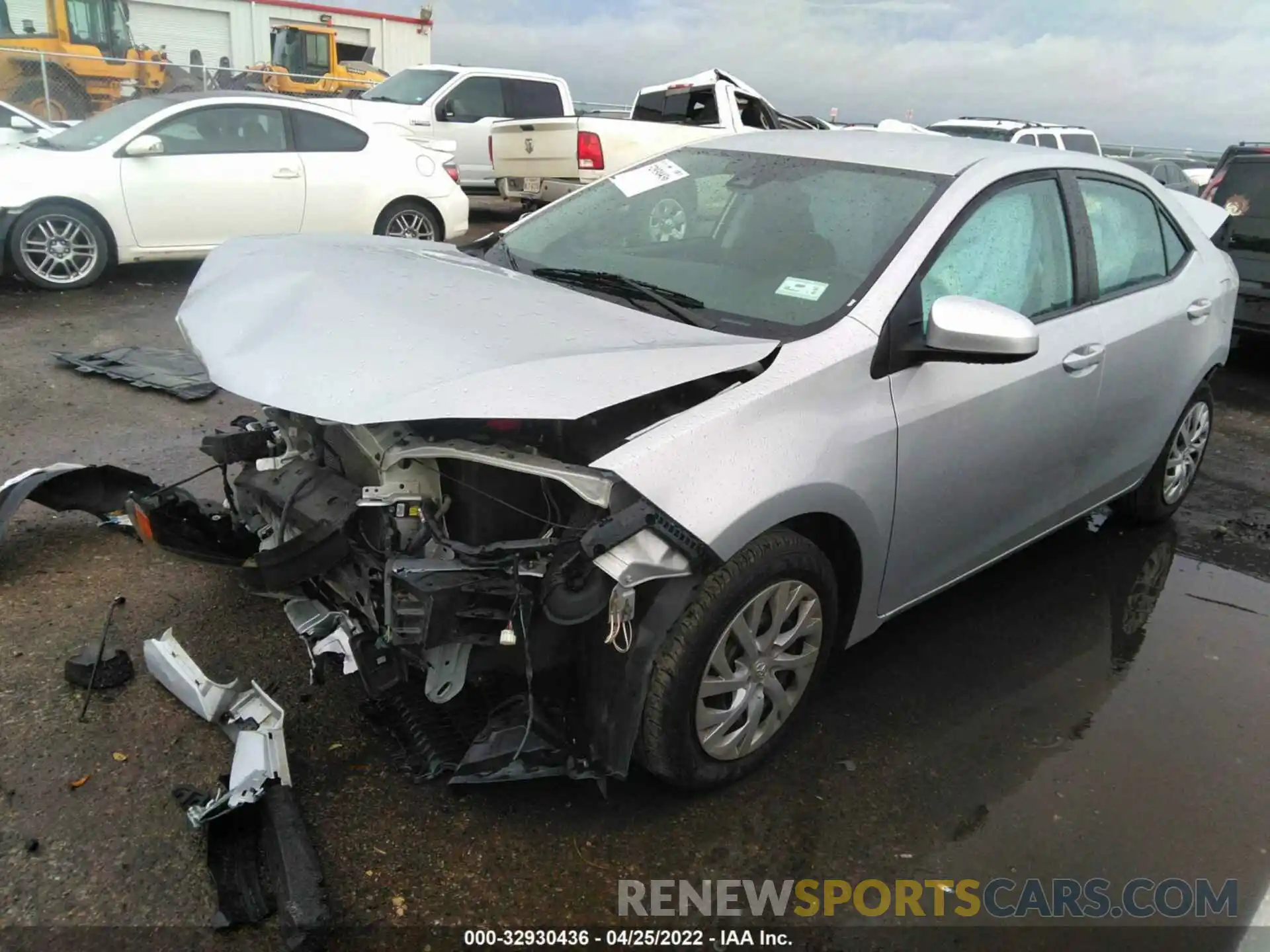 2 Photograph of a damaged car 2T1BURHE9KC234728 TOYOTA COROLLA 2019