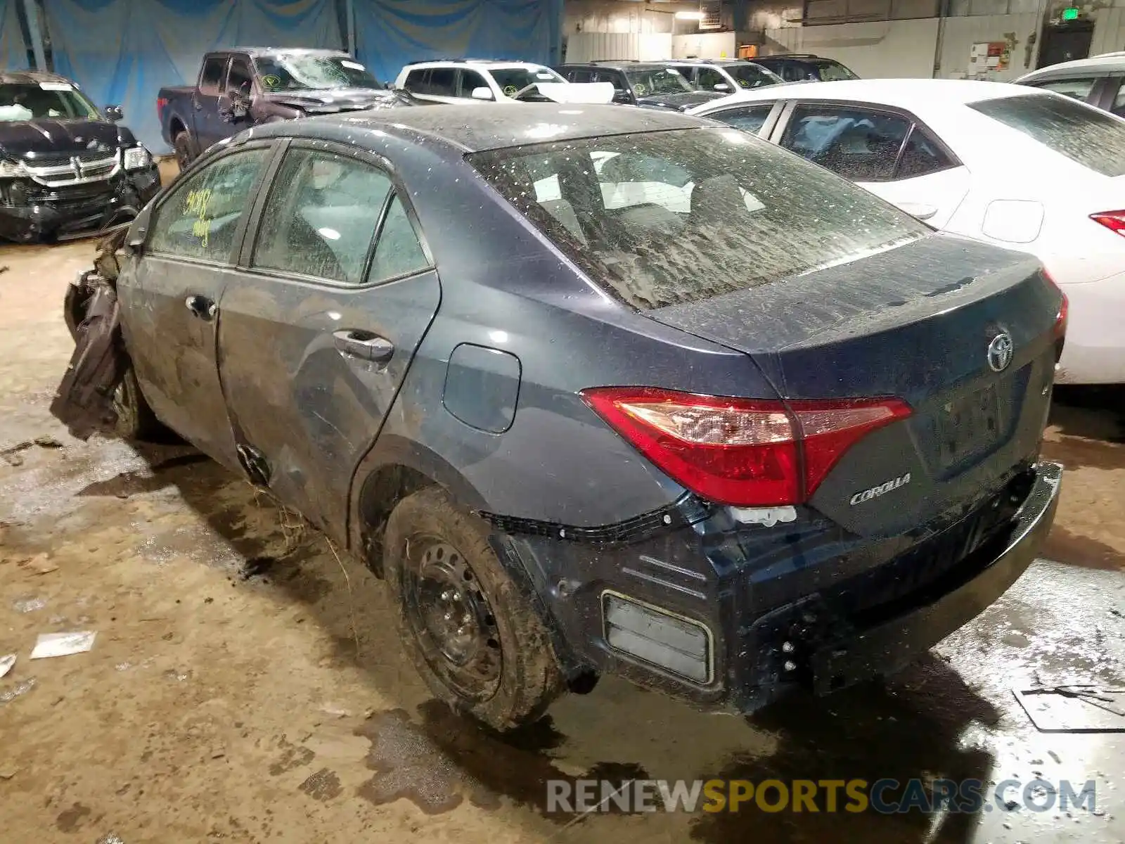 9 Photograph of a damaged car 2T1BURHE9KC235359 TOYOTA COROLLA 2019