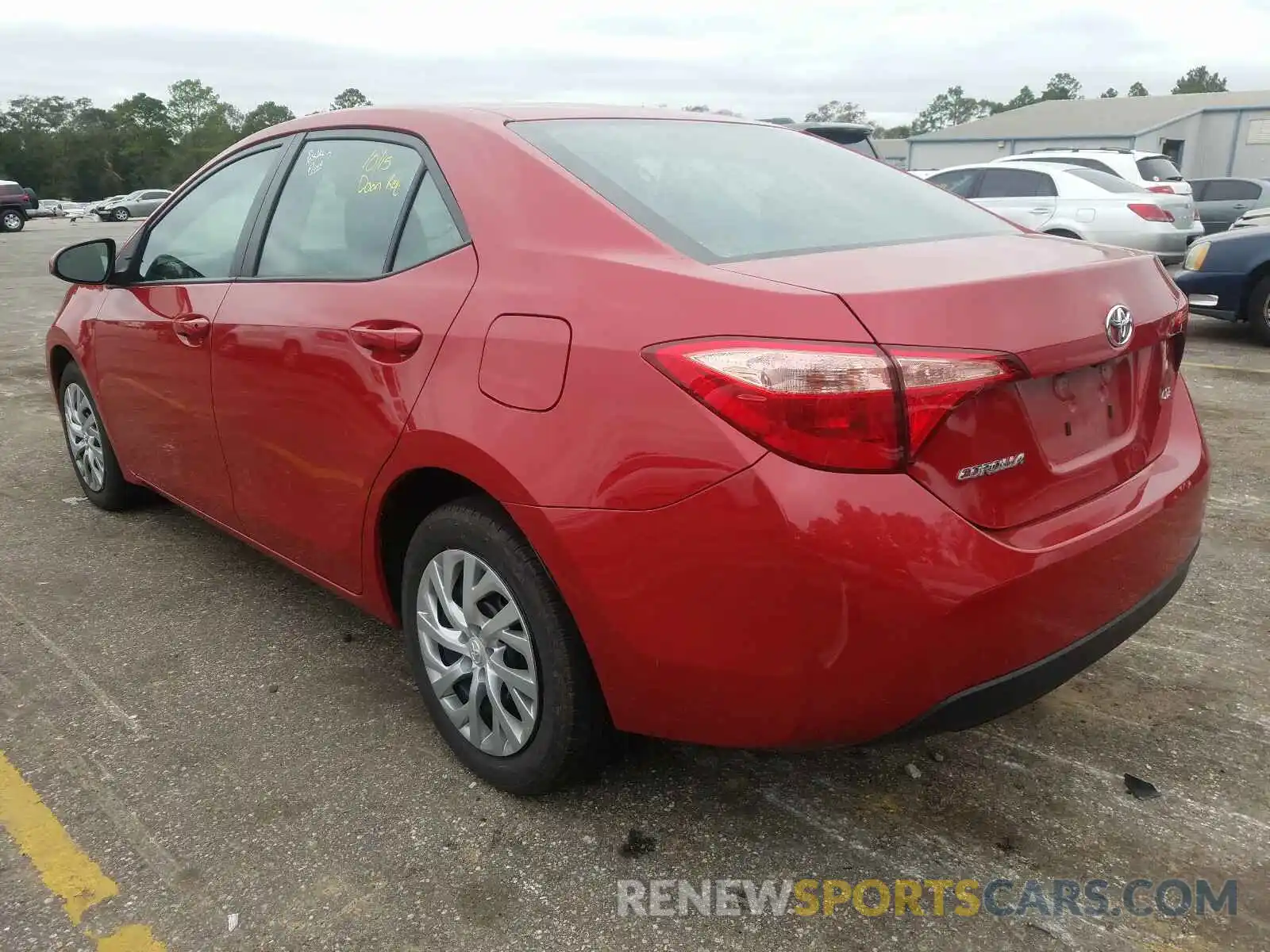 3 Photograph of a damaged car 2T1BURHE9KC235913 TOYOTA COROLLA 2019