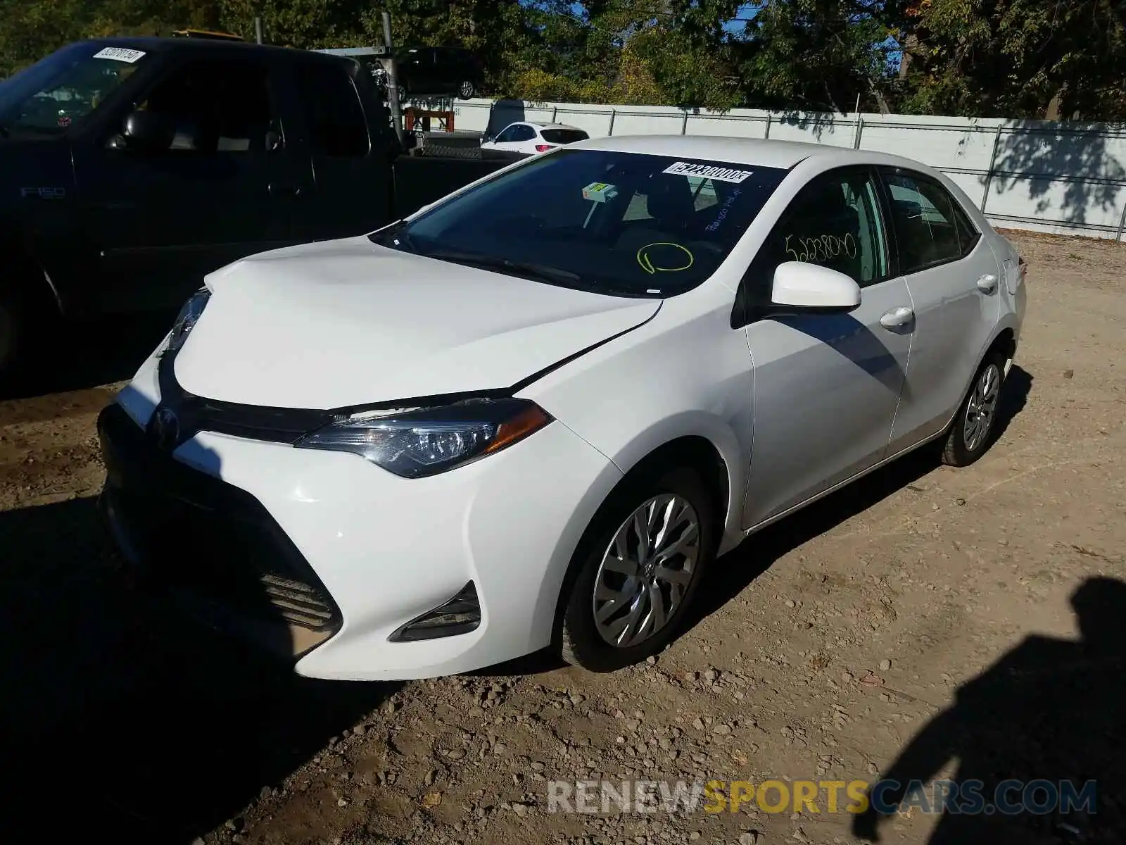 2 Photograph of a damaged car 2T1BURHE9KC237225 TOYOTA COROLLA 2019