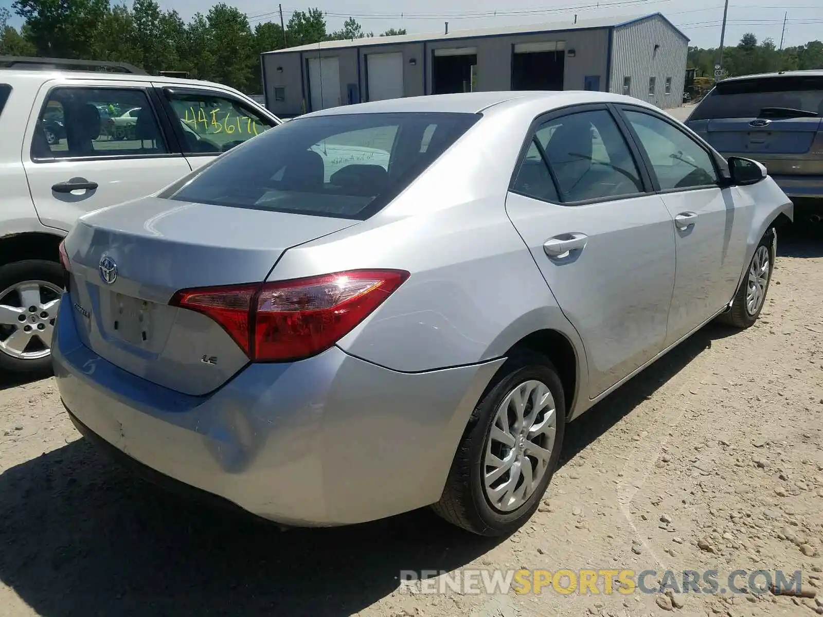 4 Photograph of a damaged car 2T1BURHE9KC237306 TOYOTA COROLLA 2019