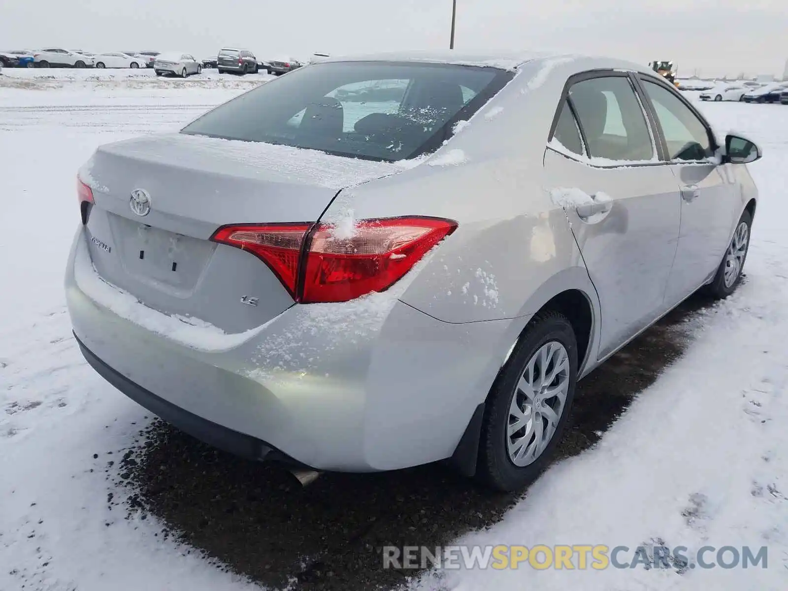 4 Photograph of a damaged car 2T1BURHE9KC237483 TOYOTA COROLLA 2019