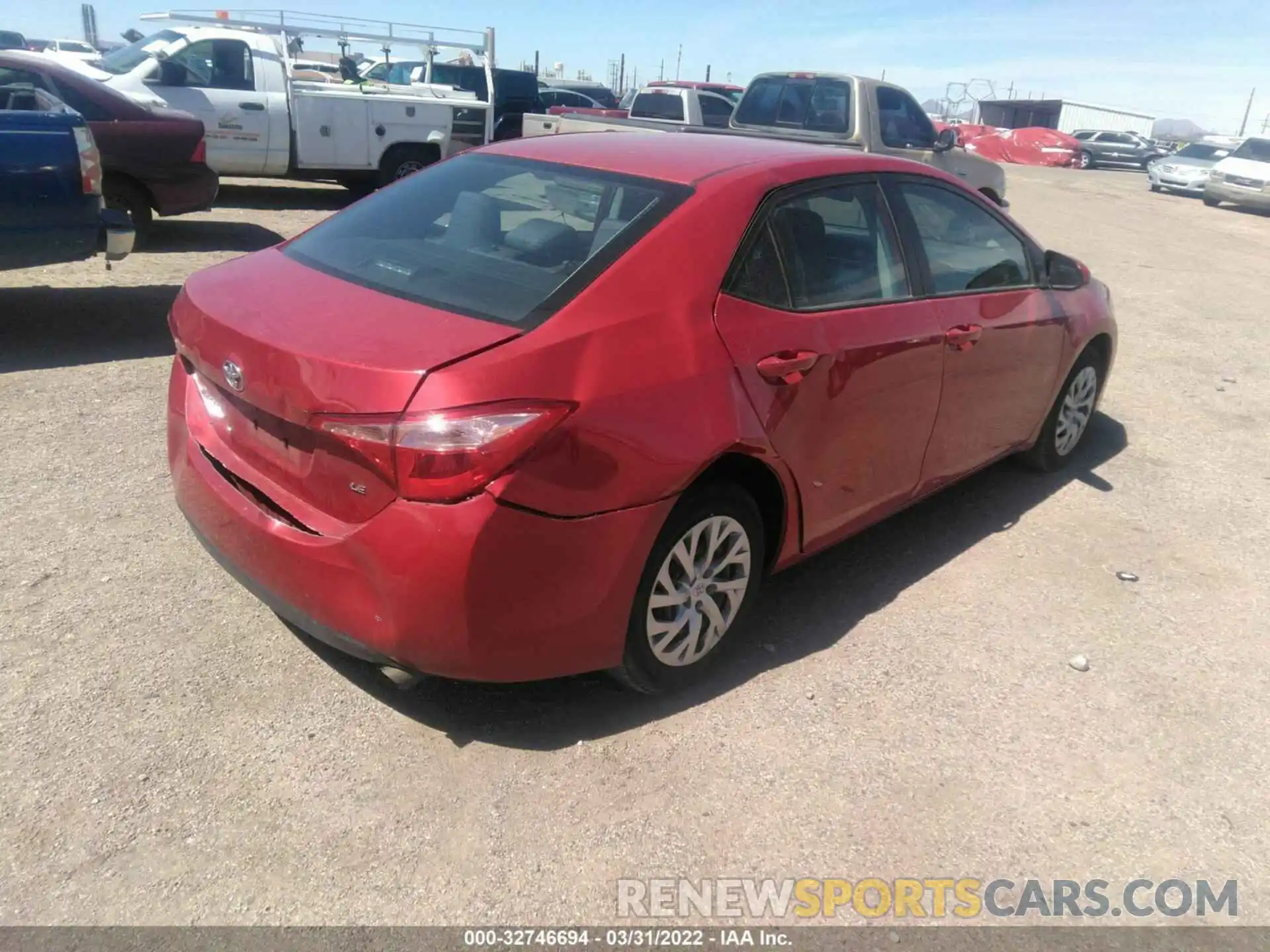 4 Photograph of a damaged car 2T1BURHE9KC237824 TOYOTA COROLLA 2019