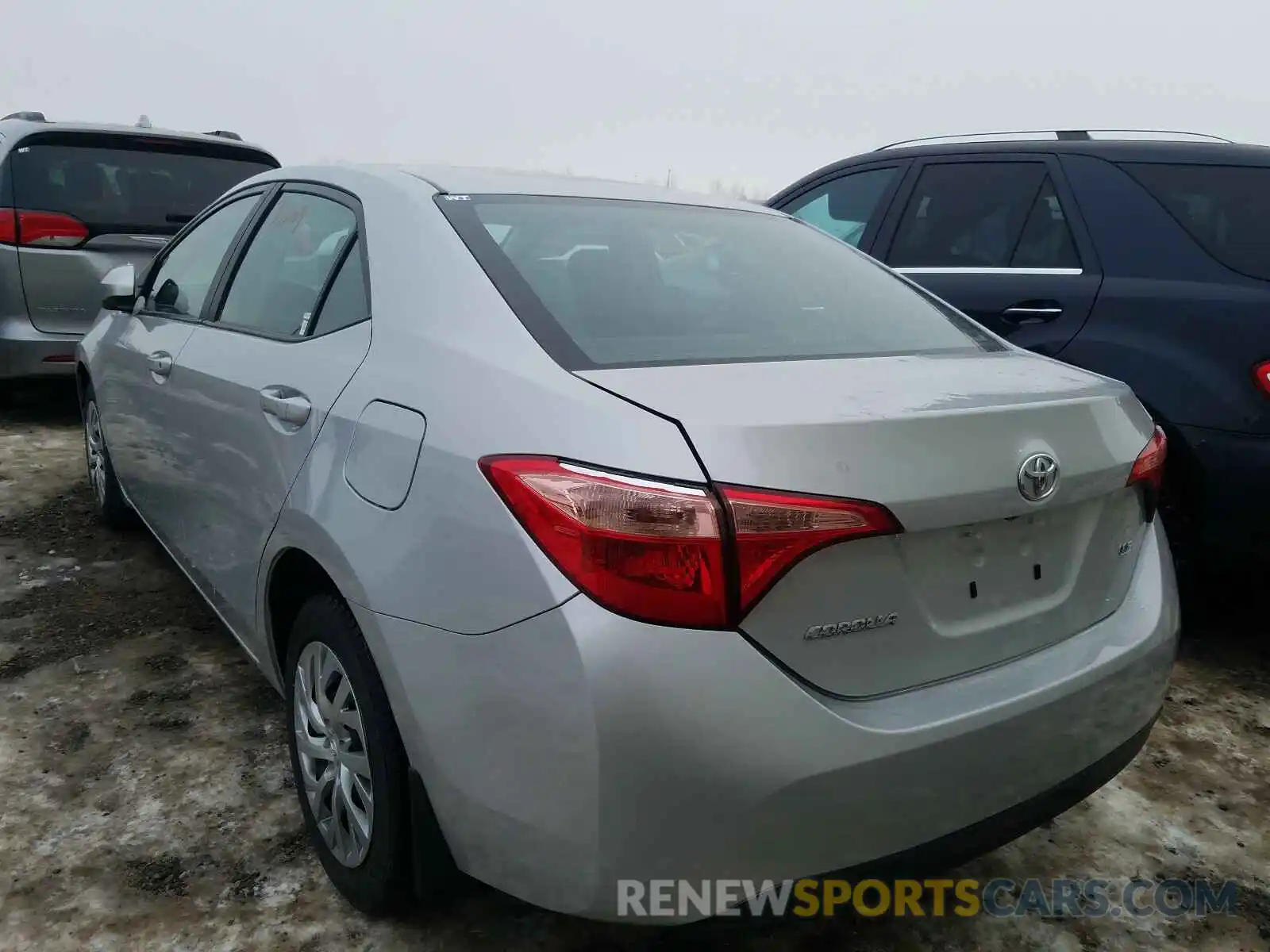 3 Photograph of a damaged car 2T1BURHE9KC237967 TOYOTA COROLLA 2019