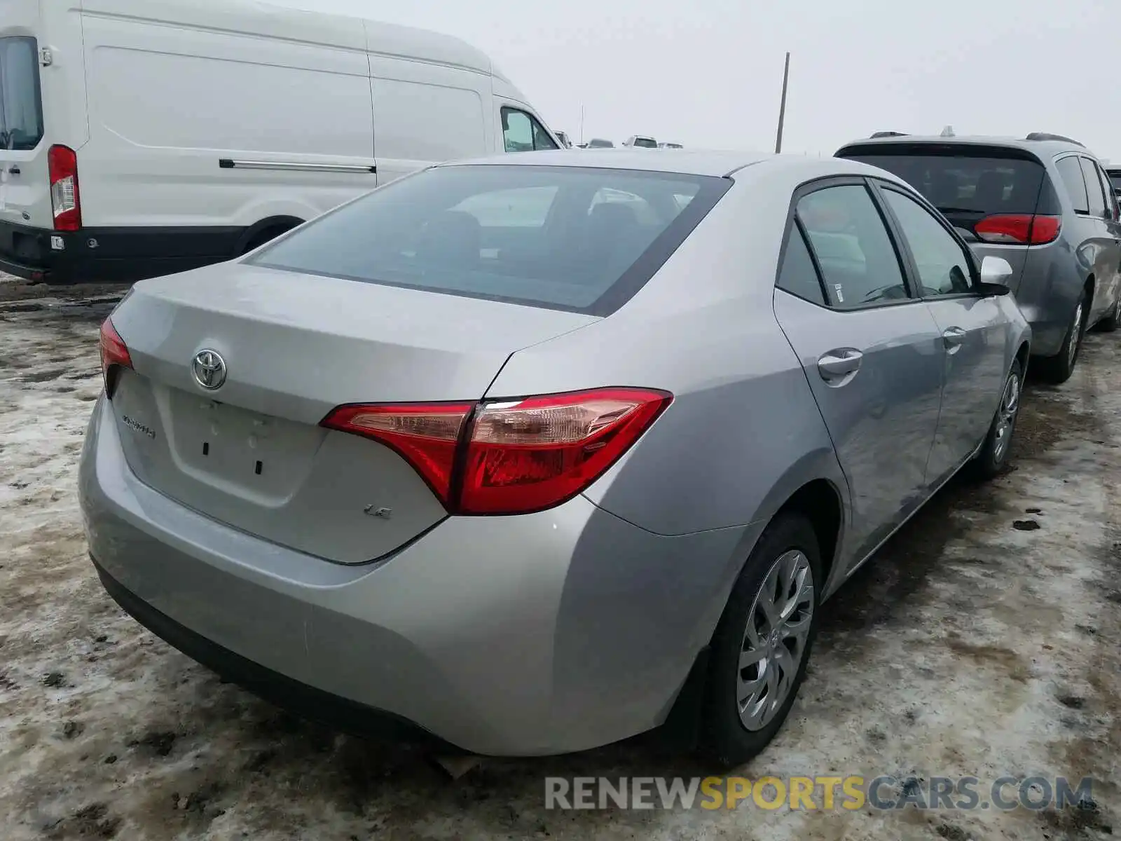 4 Photograph of a damaged car 2T1BURHE9KC237967 TOYOTA COROLLA 2019