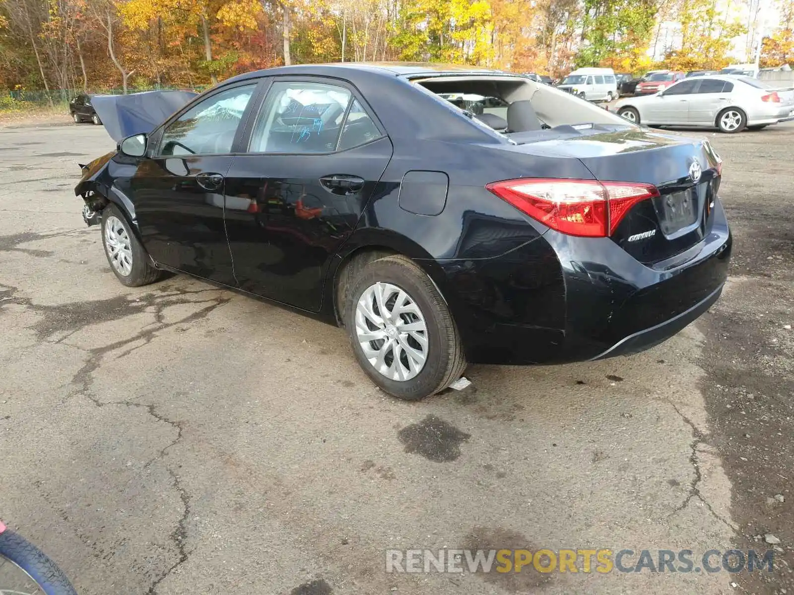 3 Photograph of a damaged car 2T1BURHE9KC238178 TOYOTA COROLLA 2019