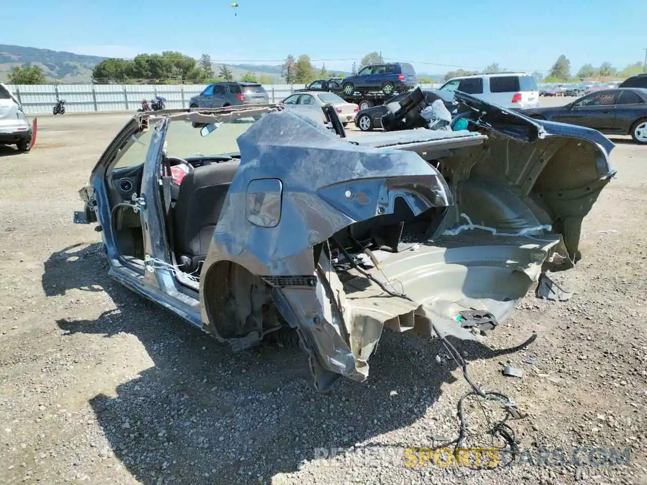 3 Photograph of a damaged car 2T1BURHE9KC238892 TOYOTA COROLLA 2019