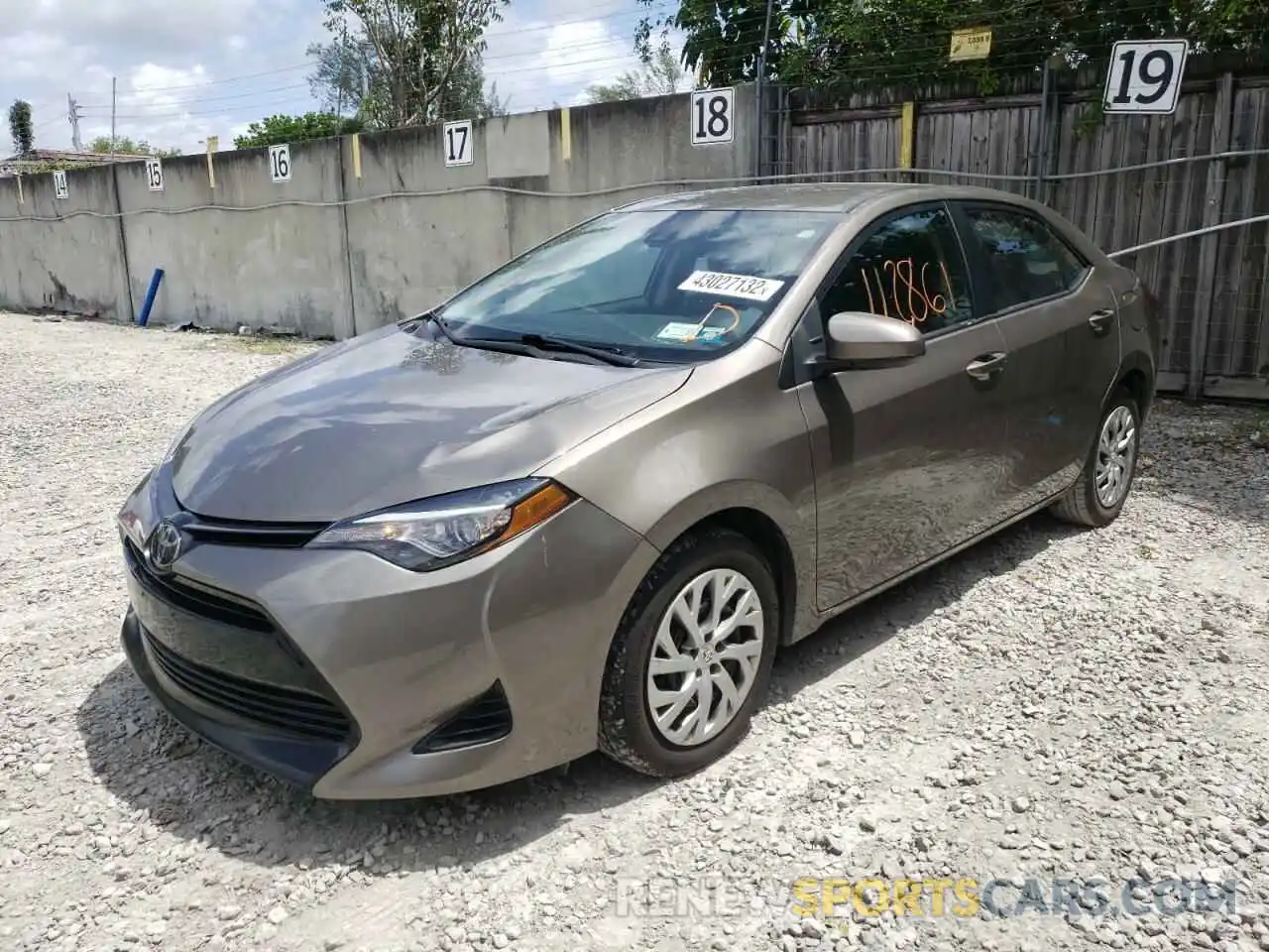 2 Photograph of a damaged car 2T1BURHE9KC239251 TOYOTA COROLLA 2019