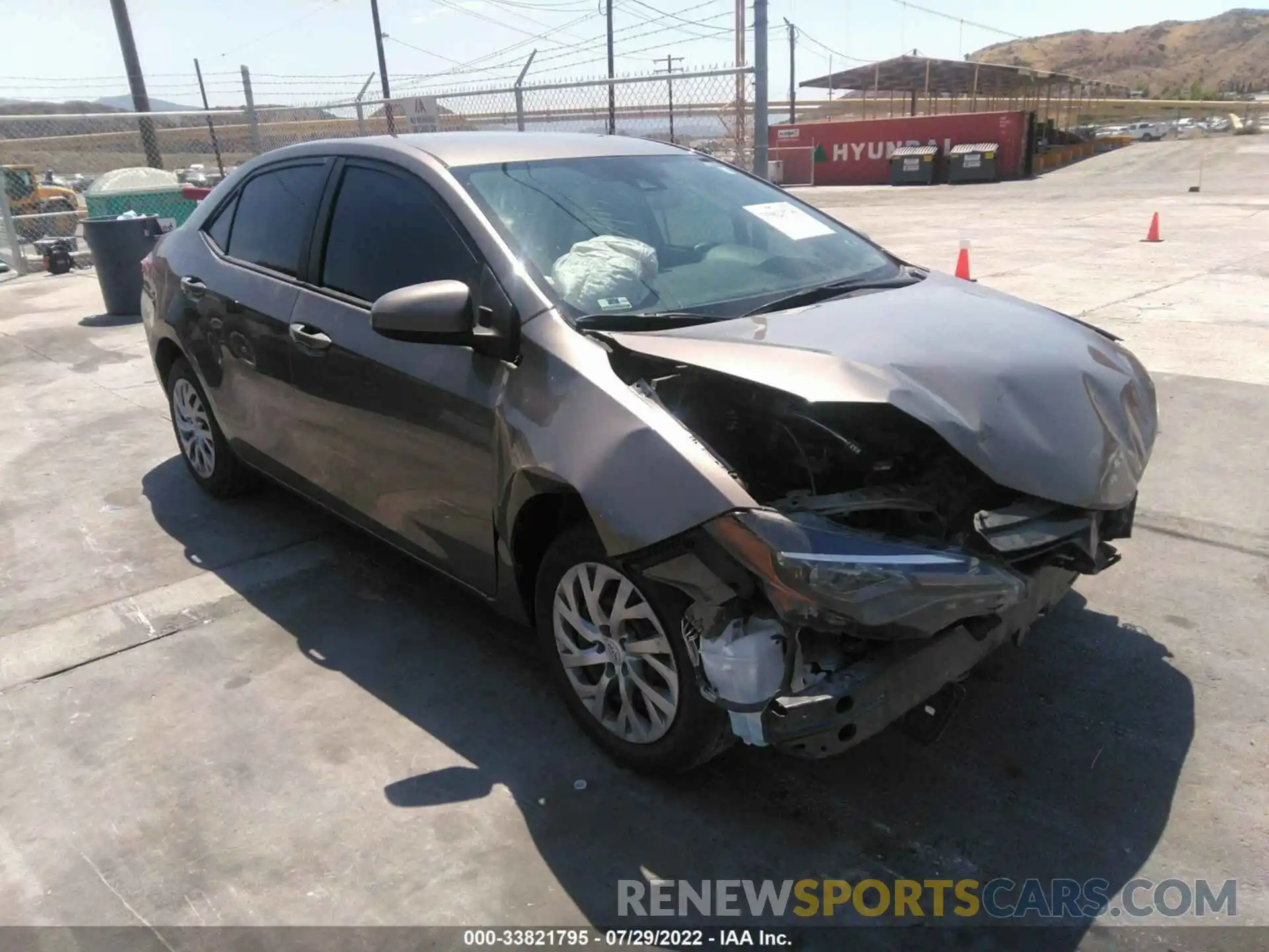 1 Photograph of a damaged car 2T1BURHE9KC239704 TOYOTA COROLLA 2019