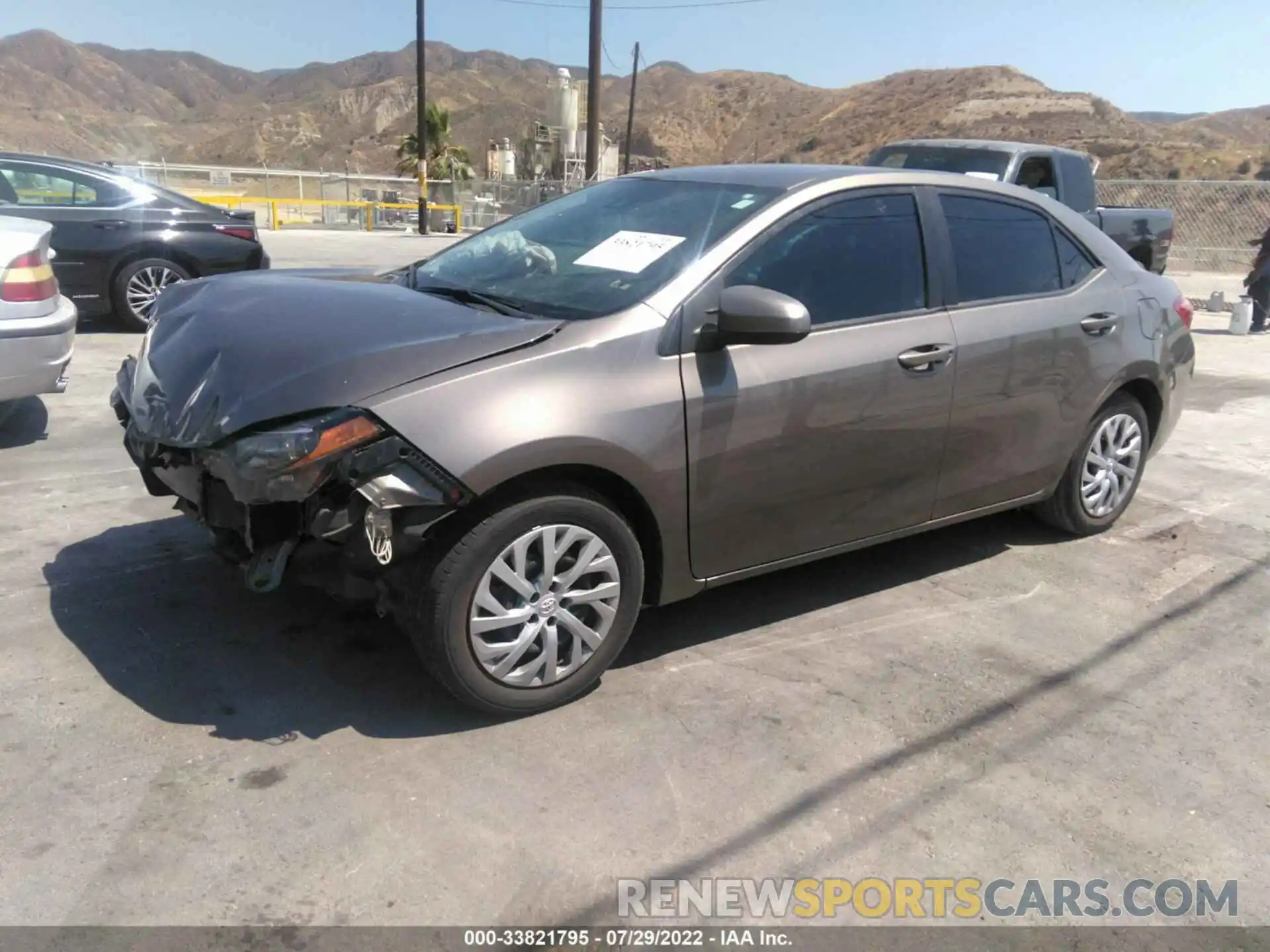 2 Photograph of a damaged car 2T1BURHE9KC239704 TOYOTA COROLLA 2019