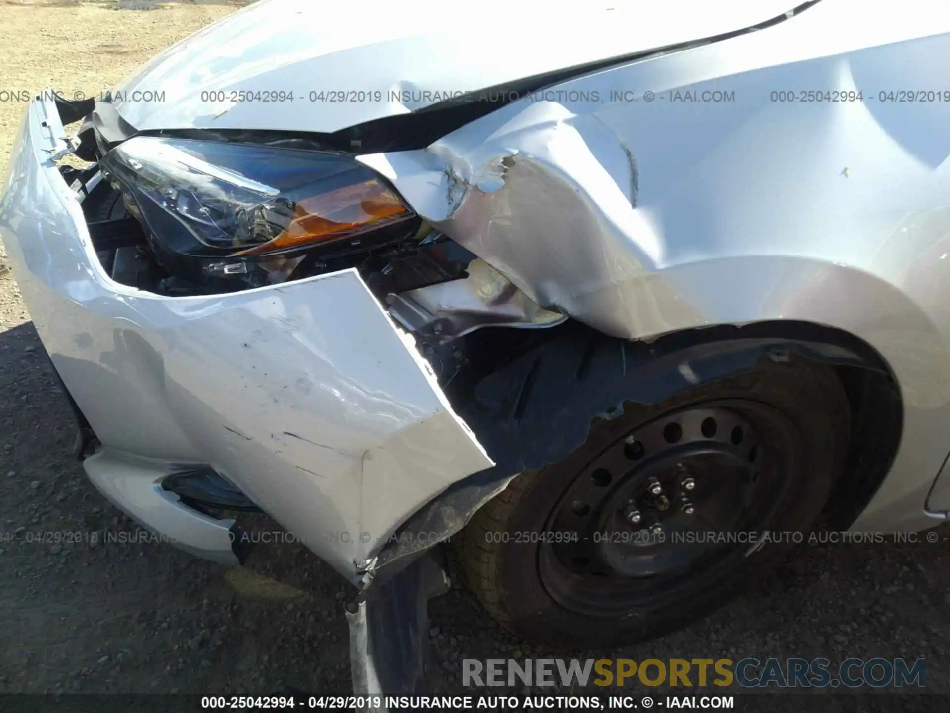 6 Photograph of a damaged car 2T1BURHE9KC241338 TOYOTA COROLLA 2019