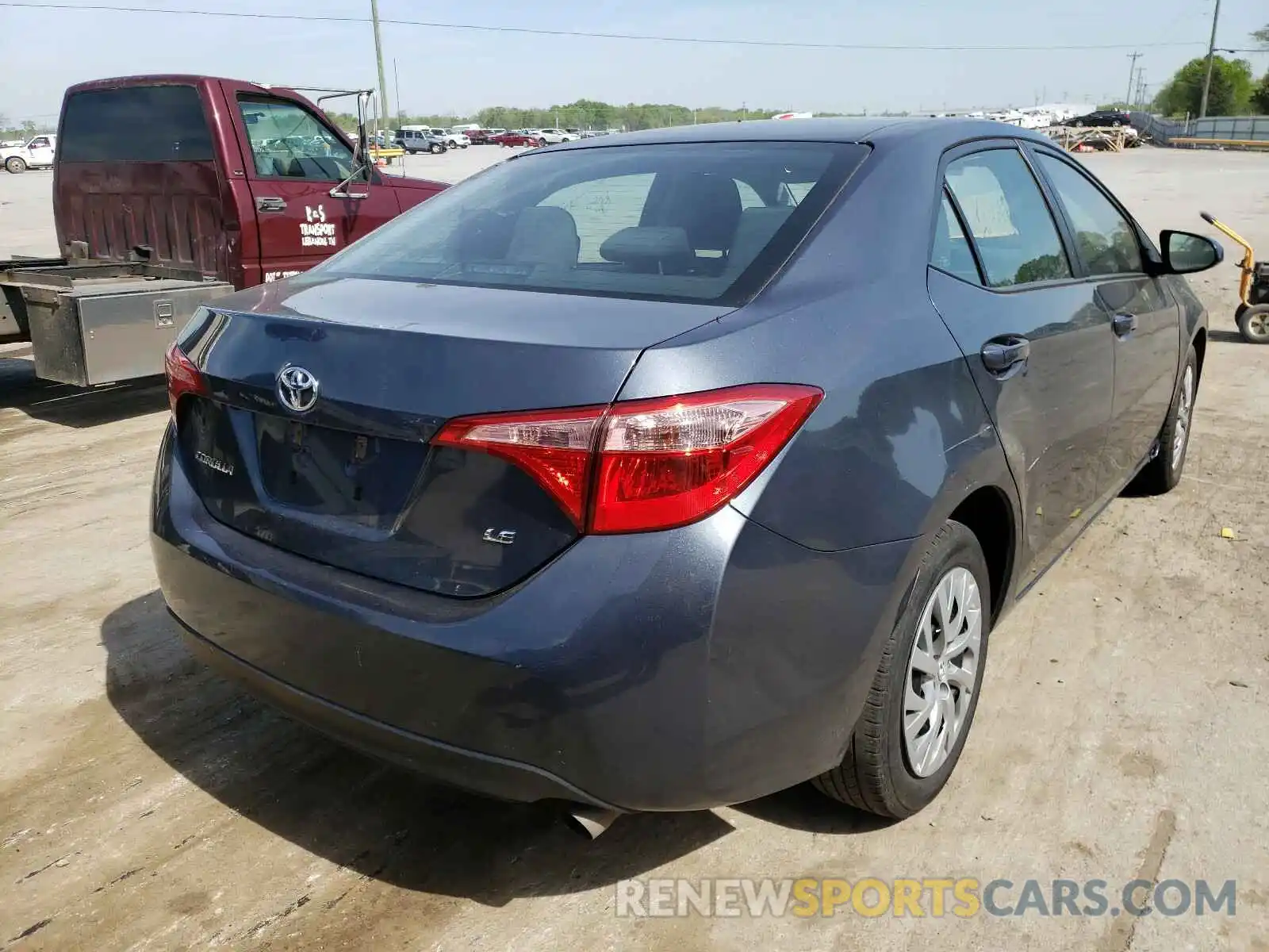 4 Photograph of a damaged car 2T1BURHE9KC243221 TOYOTA COROLLA 2019