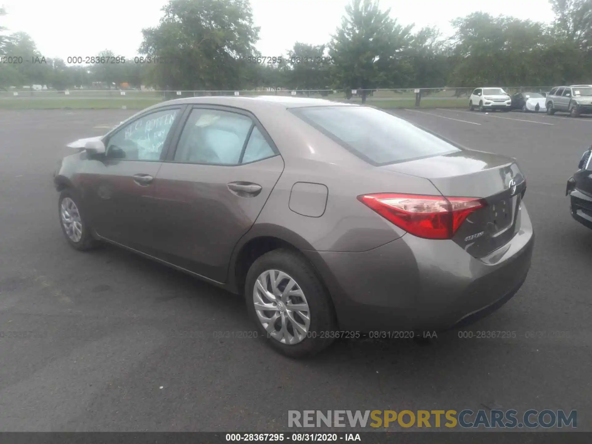 3 Photograph of a damaged car 2T1BURHE9KC243252 TOYOTA COROLLA 2019