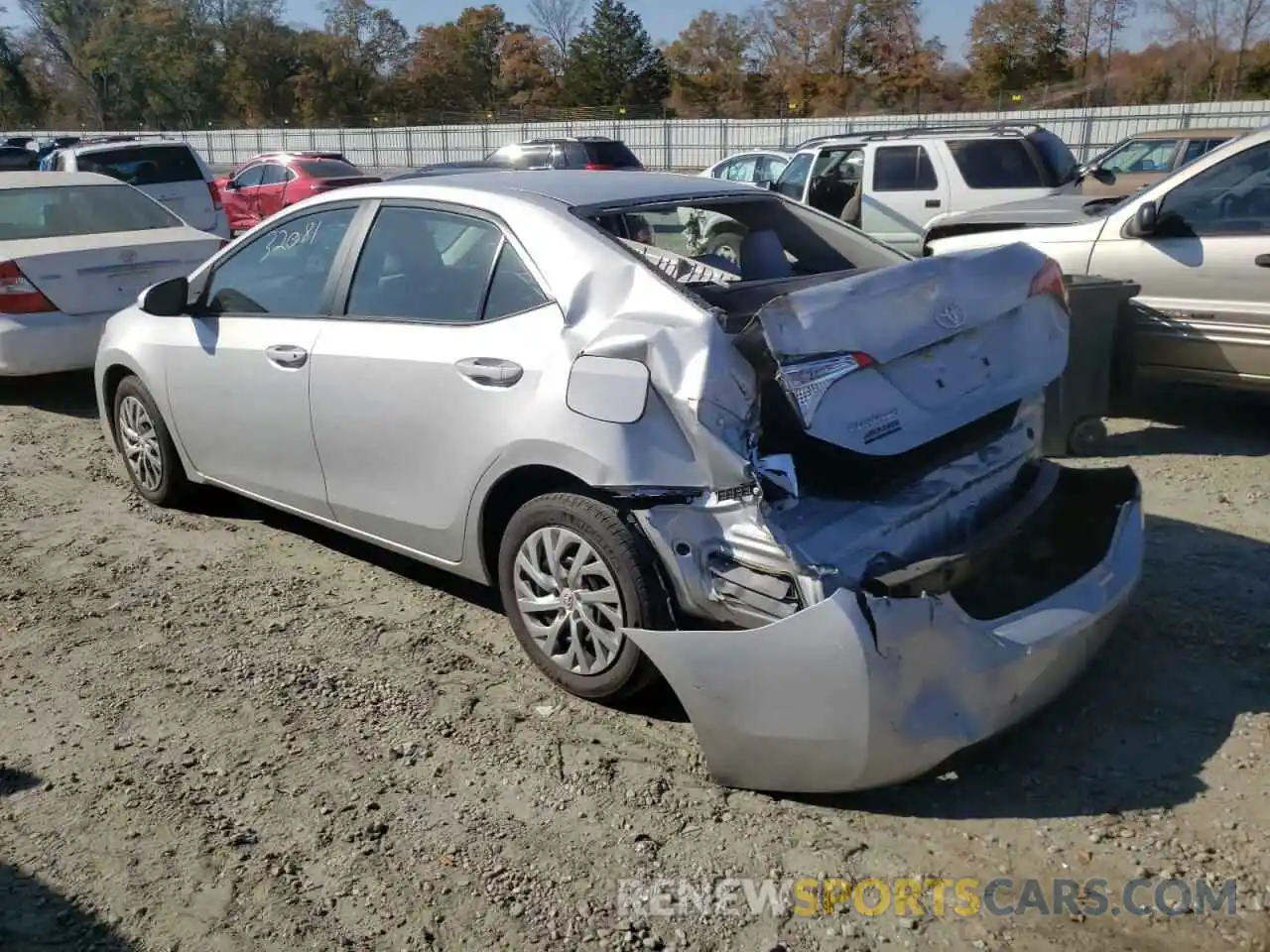 3 Photograph of a damaged car 2T1BURHE9KC244742 TOYOTA COROLLA 2019