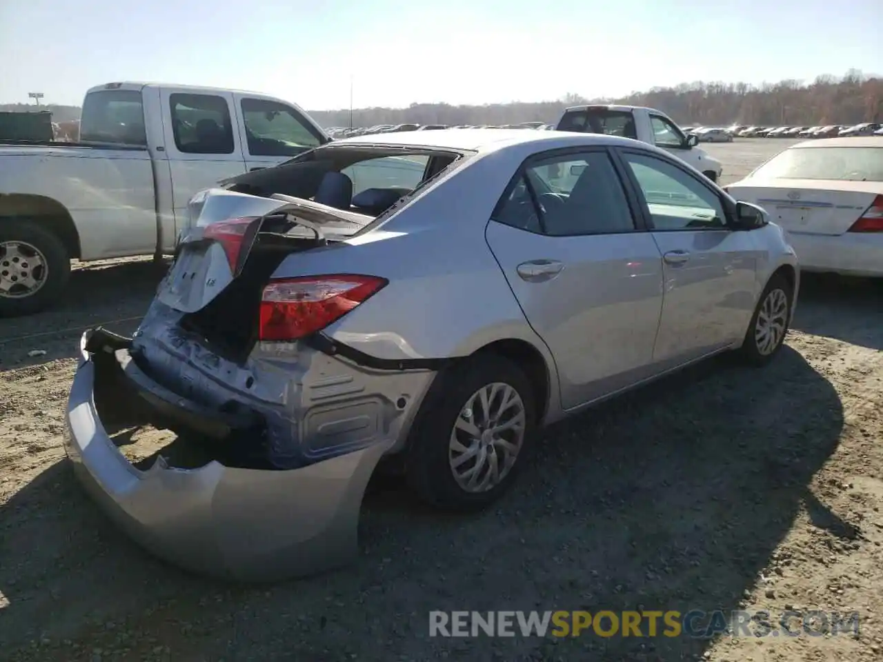 4 Photograph of a damaged car 2T1BURHE9KC244742 TOYOTA COROLLA 2019