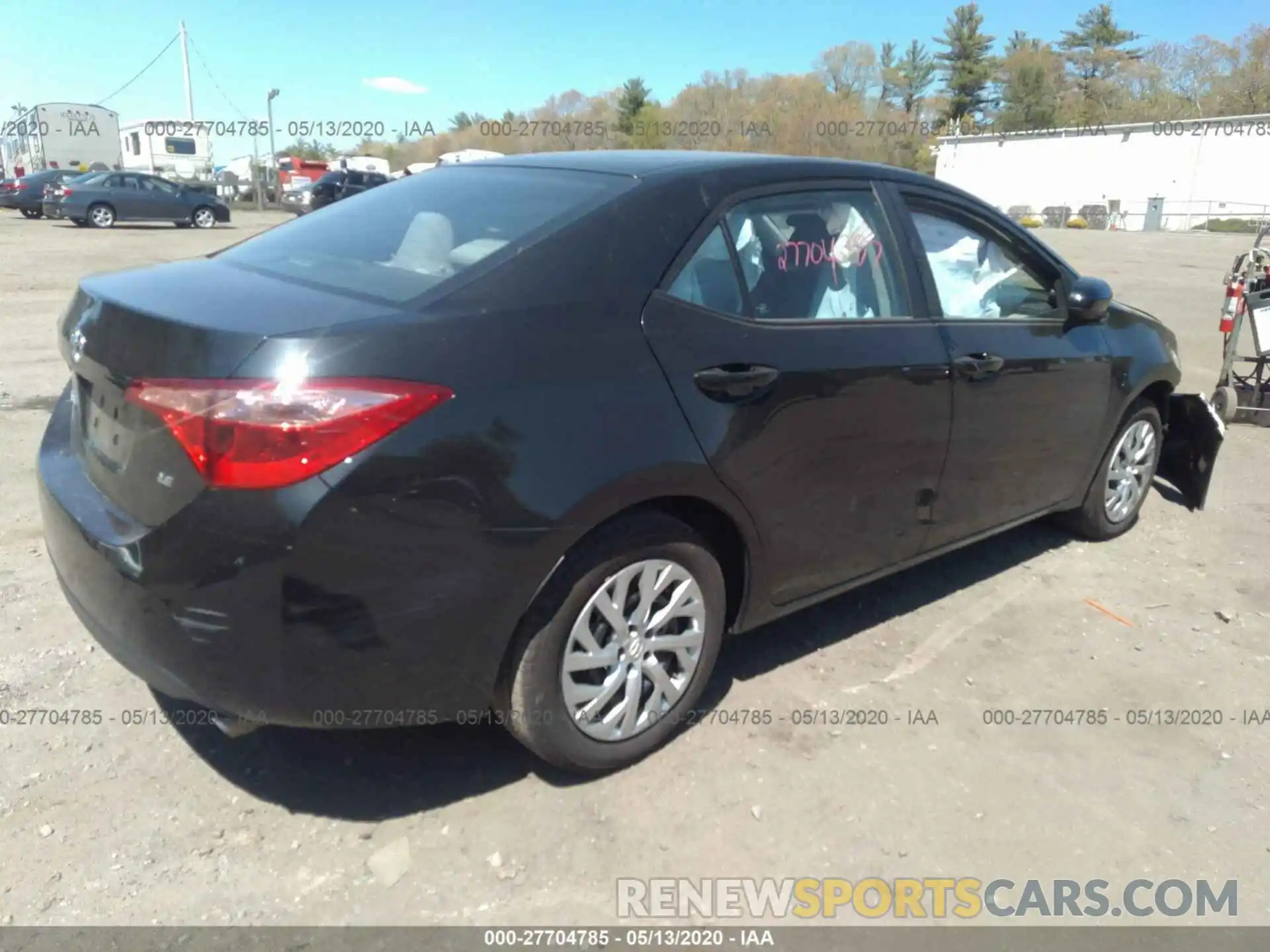 4 Photograph of a damaged car 2T1BURHE9KC245468 TOYOTA COROLLA 2019