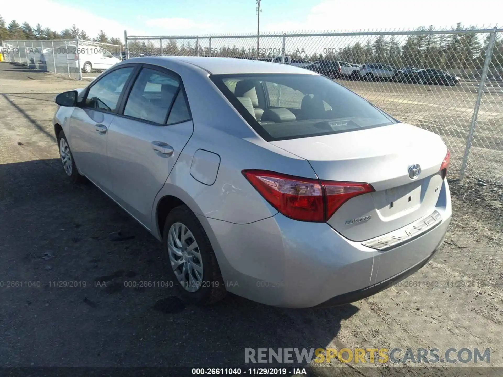 3 Photograph of a damaged car 2T1BURHE9KC245647 TOYOTA COROLLA 2019