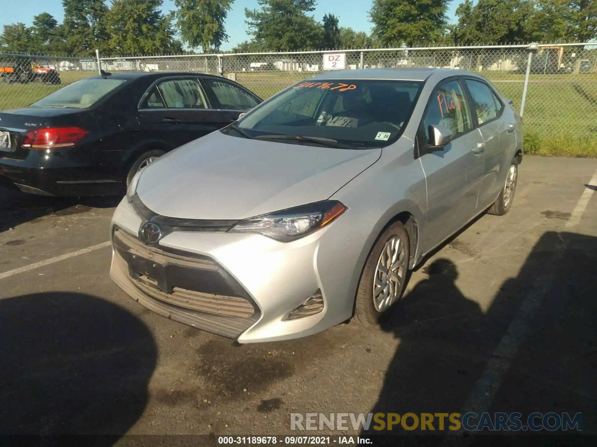 2 Photograph of a damaged car 2T1BURHE9KC246328 TOYOTA COROLLA 2019