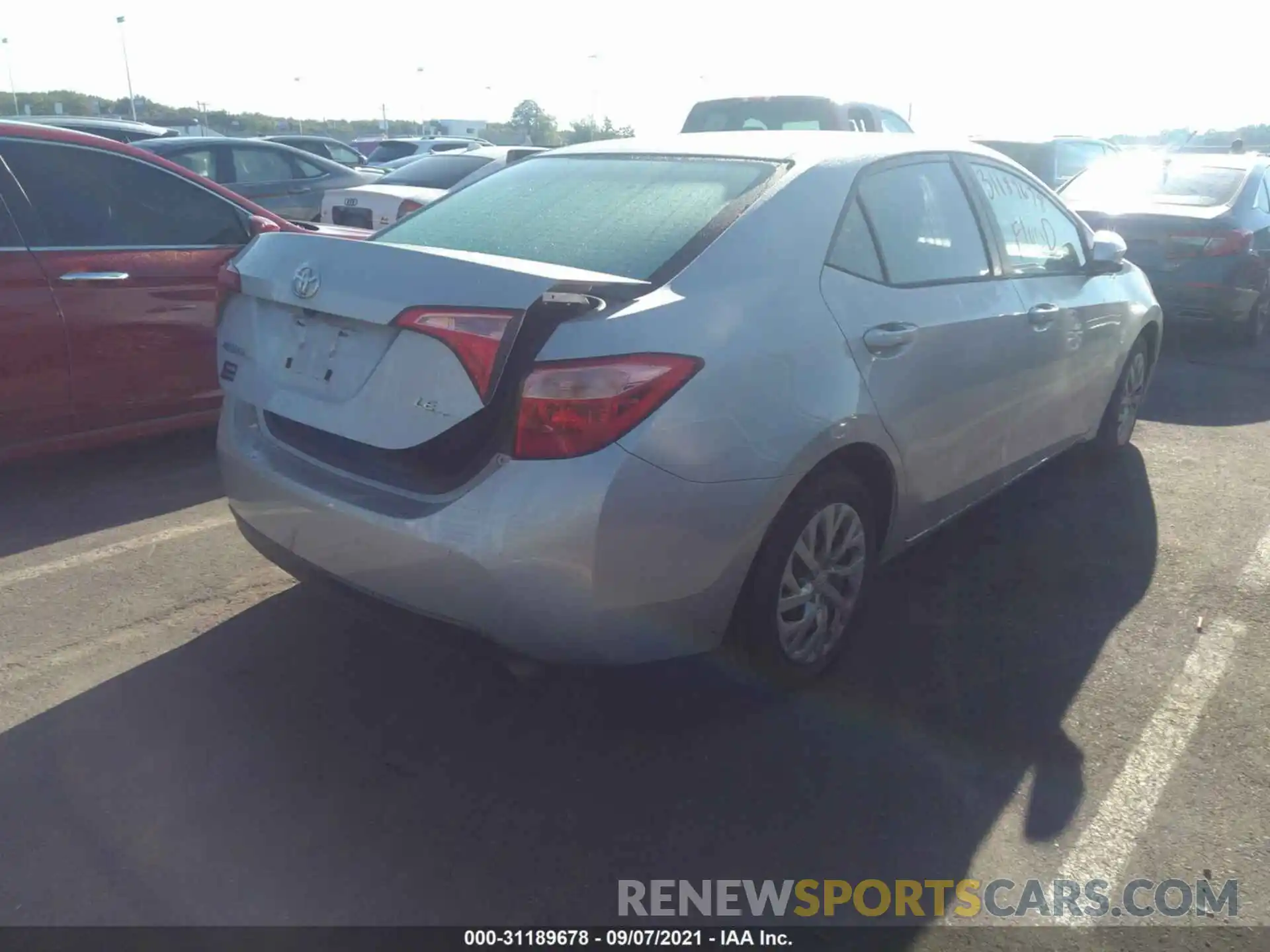 4 Photograph of a damaged car 2T1BURHE9KC246328 TOYOTA COROLLA 2019