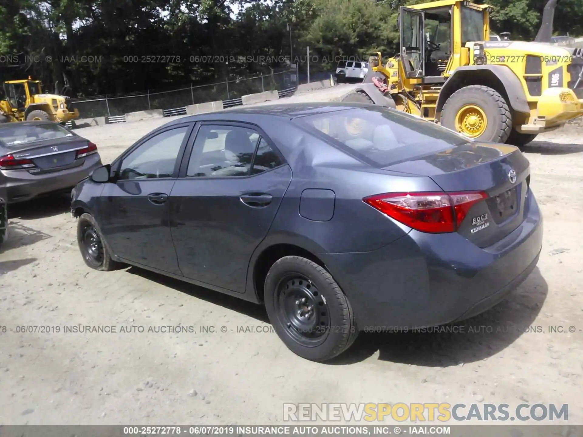 3 Photograph of a damaged car 2T1BURHEXKC126344 TOYOTA COROLLA 2019