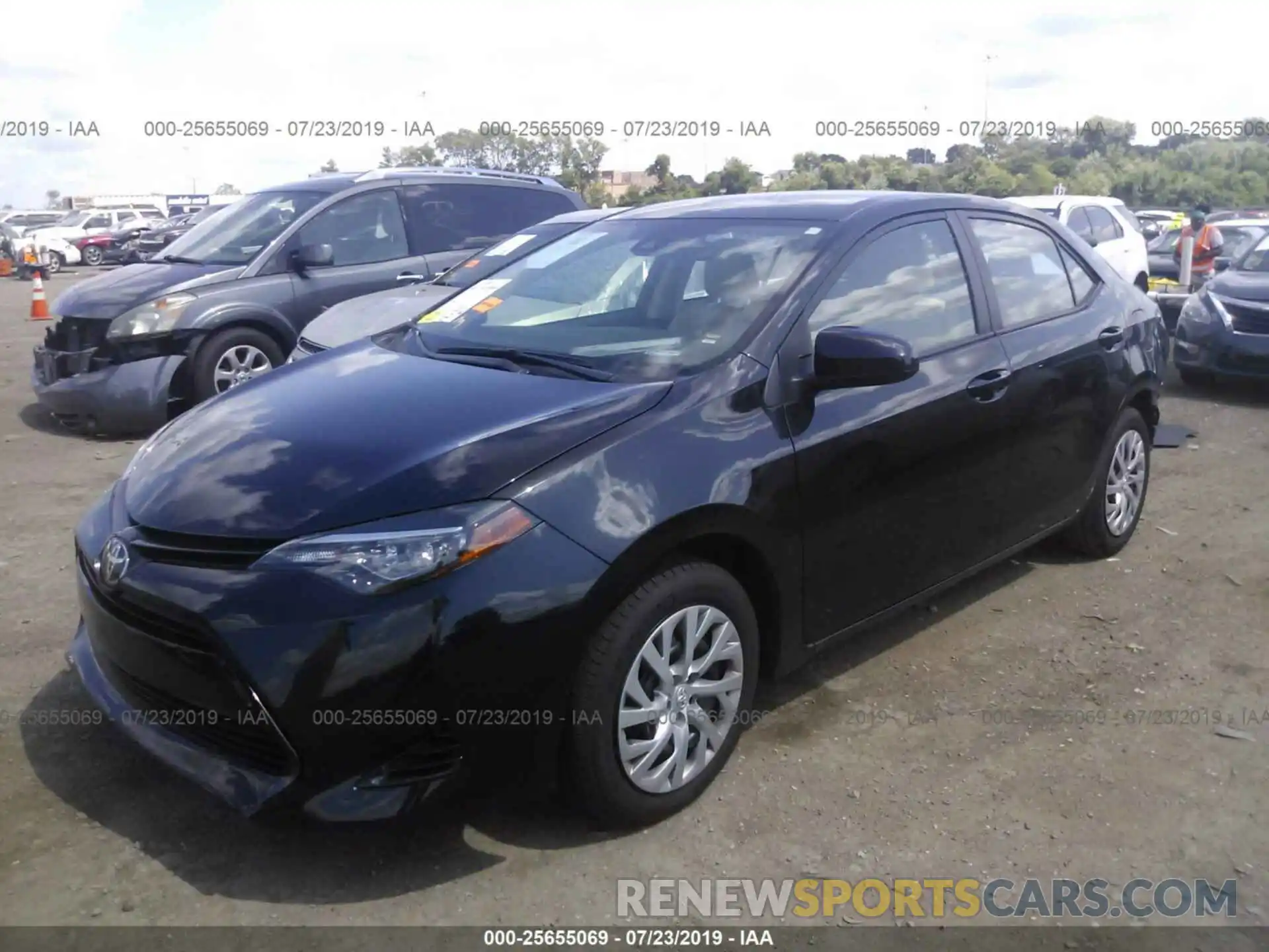 2 Photograph of a damaged car 2T1BURHEXKC129647 TOYOTA COROLLA 2019