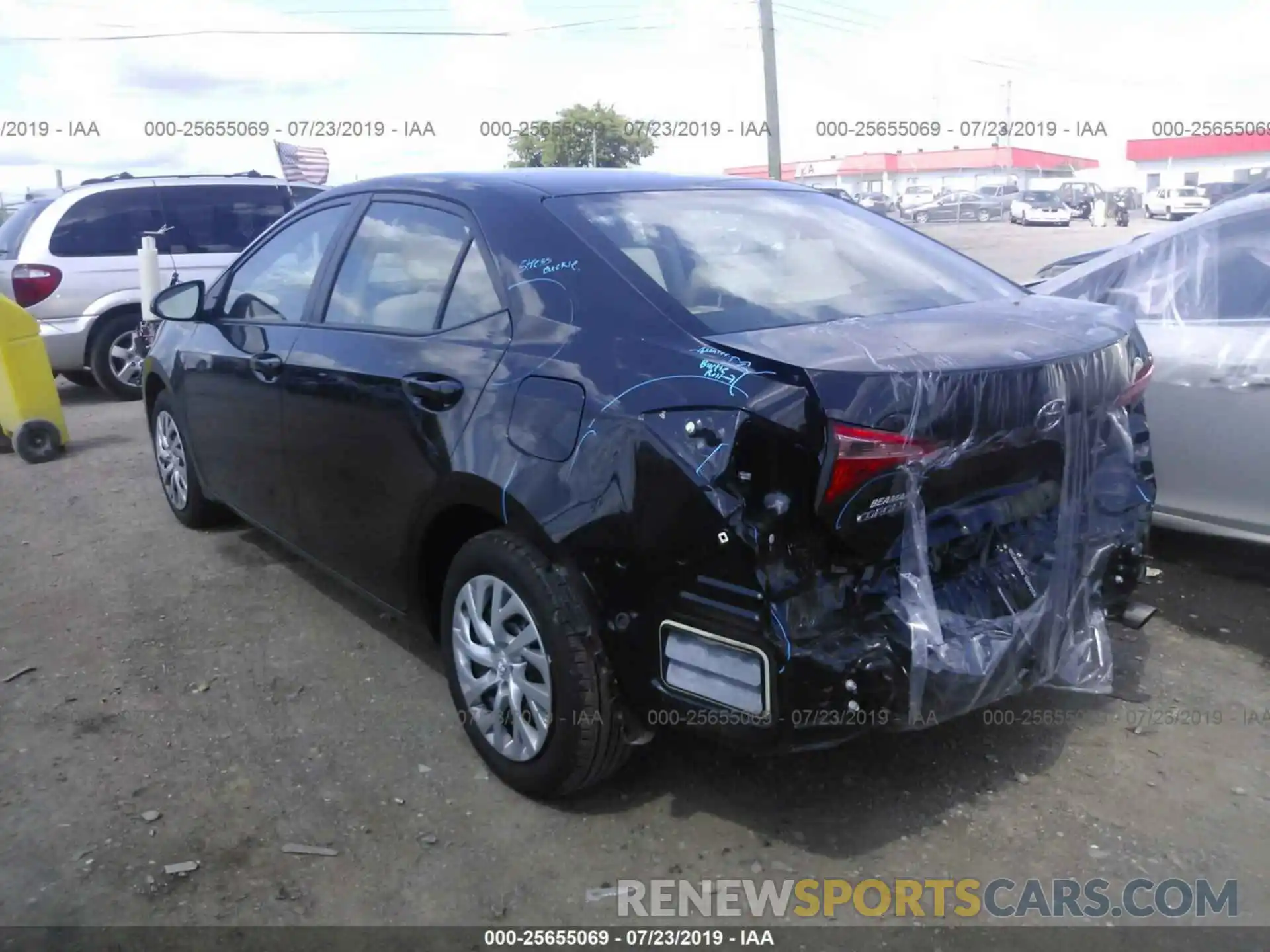 3 Photograph of a damaged car 2T1BURHEXKC129647 TOYOTA COROLLA 2019