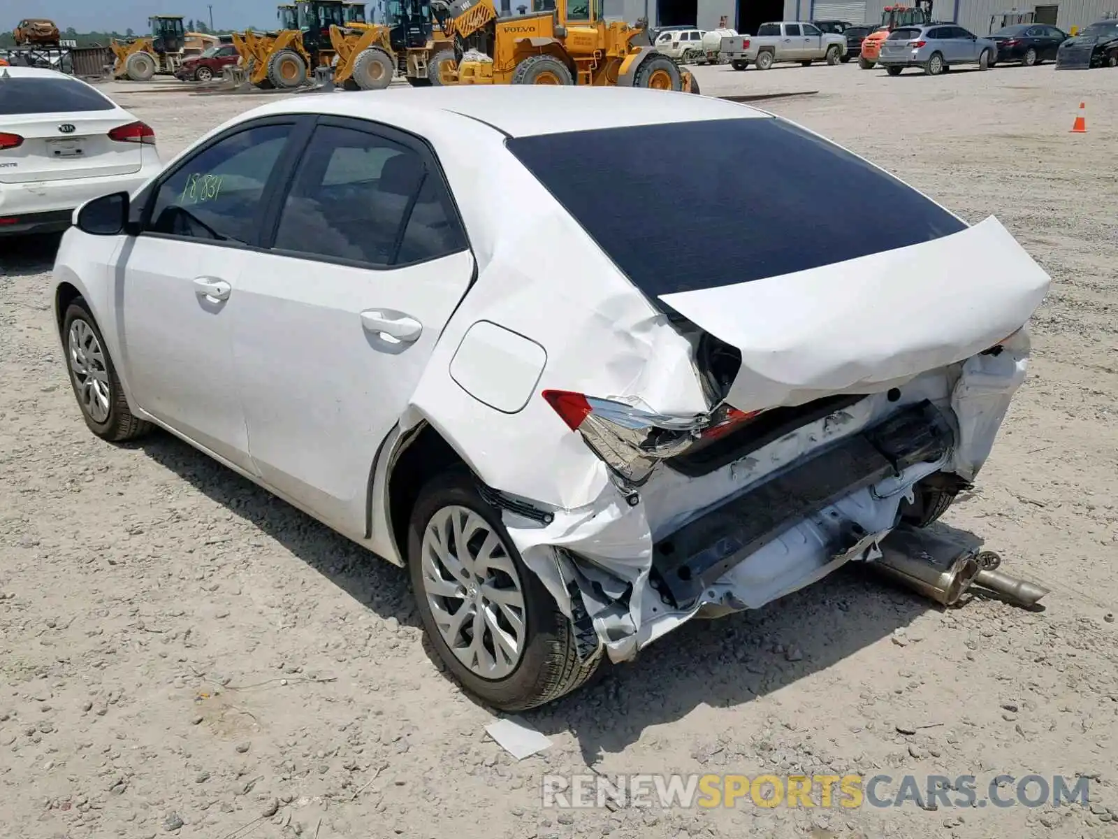 3 Photograph of a damaged car 2T1BURHEXKC130006 TOYOTA COROLLA 2019