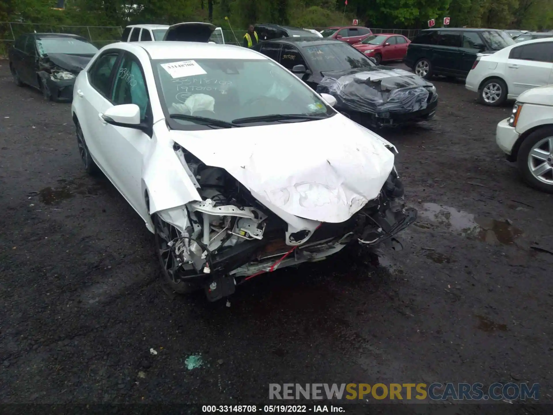 6 Photograph of a damaged car 2T1BURHEXKC130197 TOYOTA COROLLA 2019