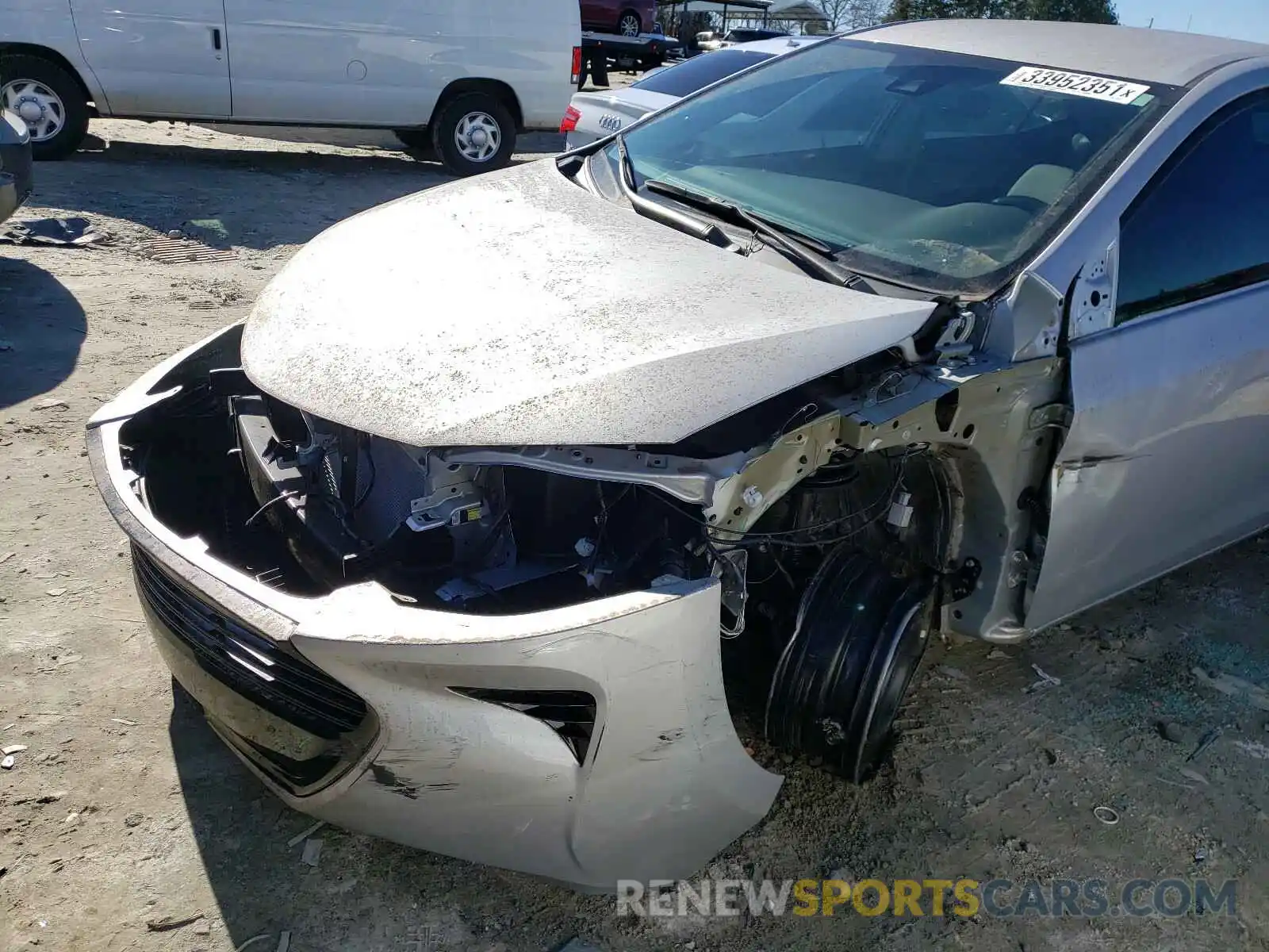 9 Photograph of a damaged car 2T1BURHEXKC131401 TOYOTA COROLLA 2019