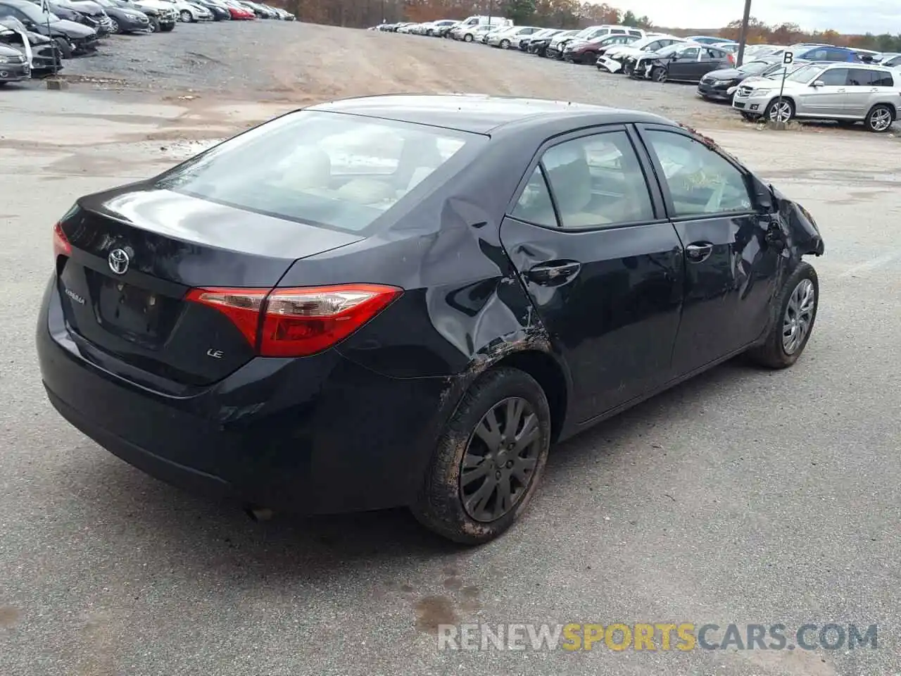 4 Photograph of a damaged car 2T1BURHEXKC133388 TOYOTA COROLLA 2019