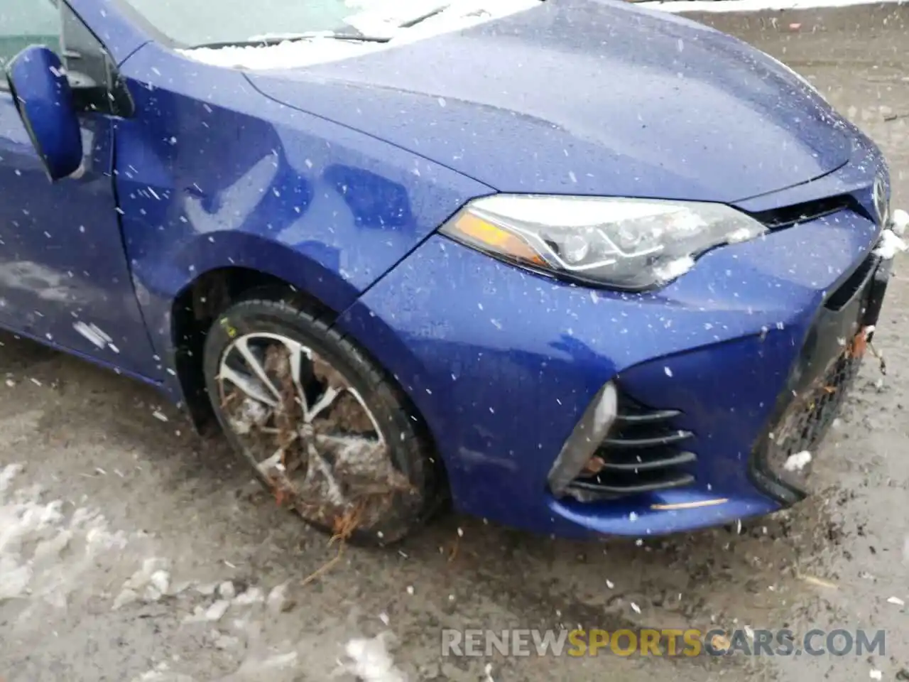 9 Photograph of a damaged car 2T1BURHEXKC134993 TOYOTA COROLLA 2019