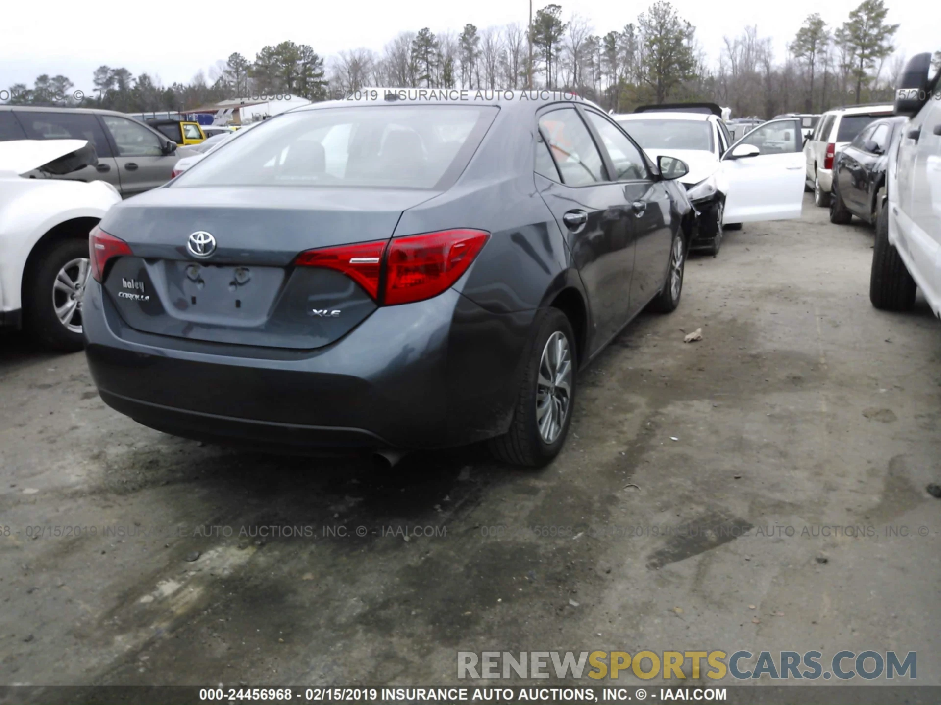 4 Photograph of a damaged car 2T1BURHEXKC135920 TOYOTA COROLLA 2019