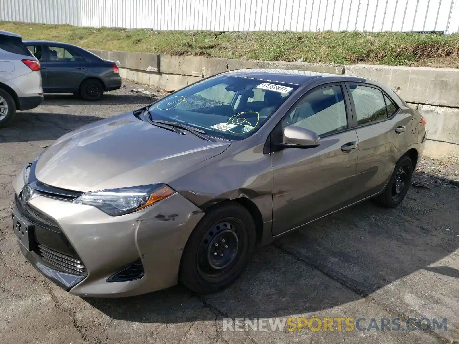 2 Photograph of a damaged car 2T1BURHEXKC137358 TOYOTA COROLLA 2019