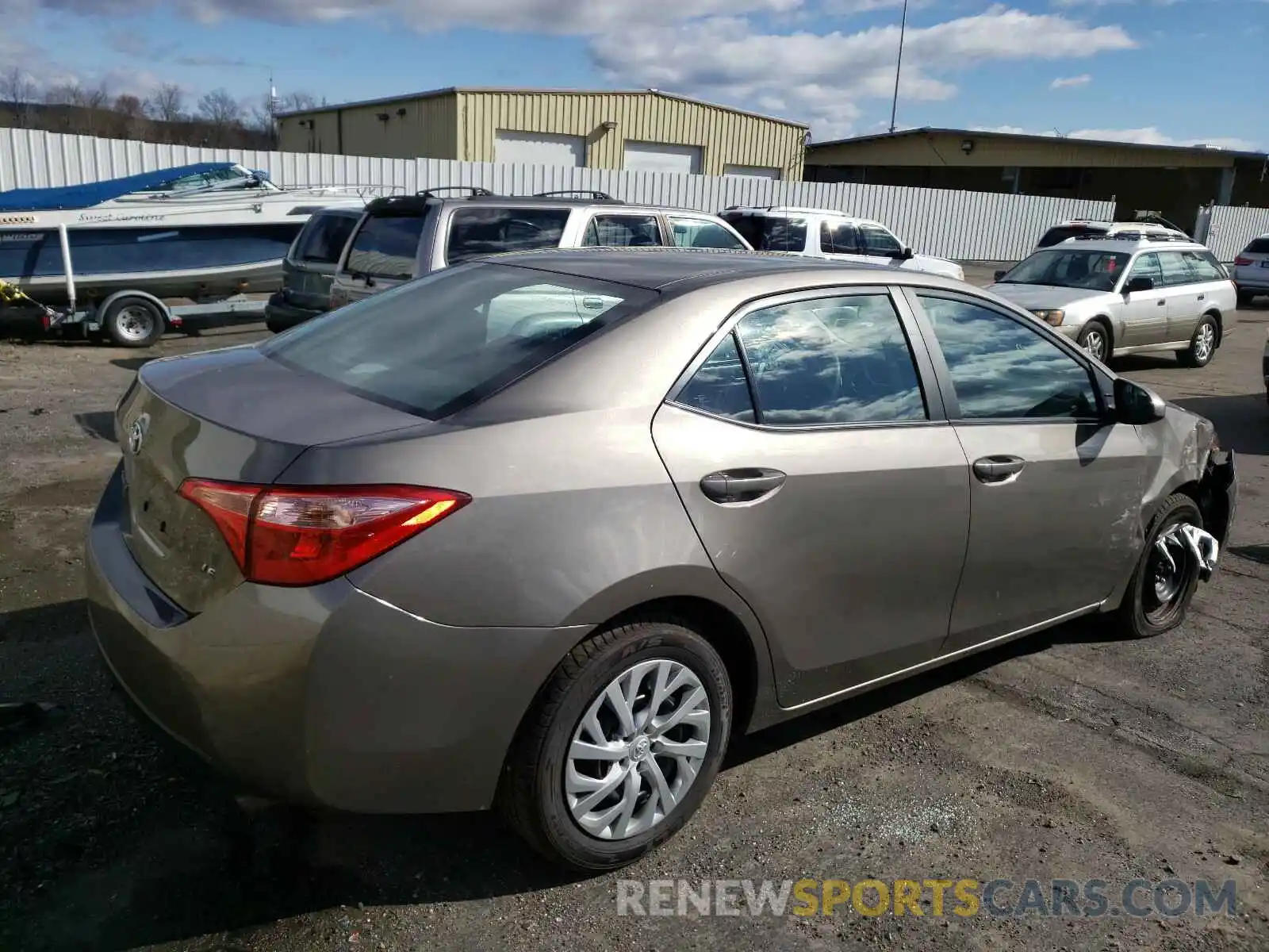 4 Photograph of a damaged car 2T1BURHEXKC137358 TOYOTA COROLLA 2019