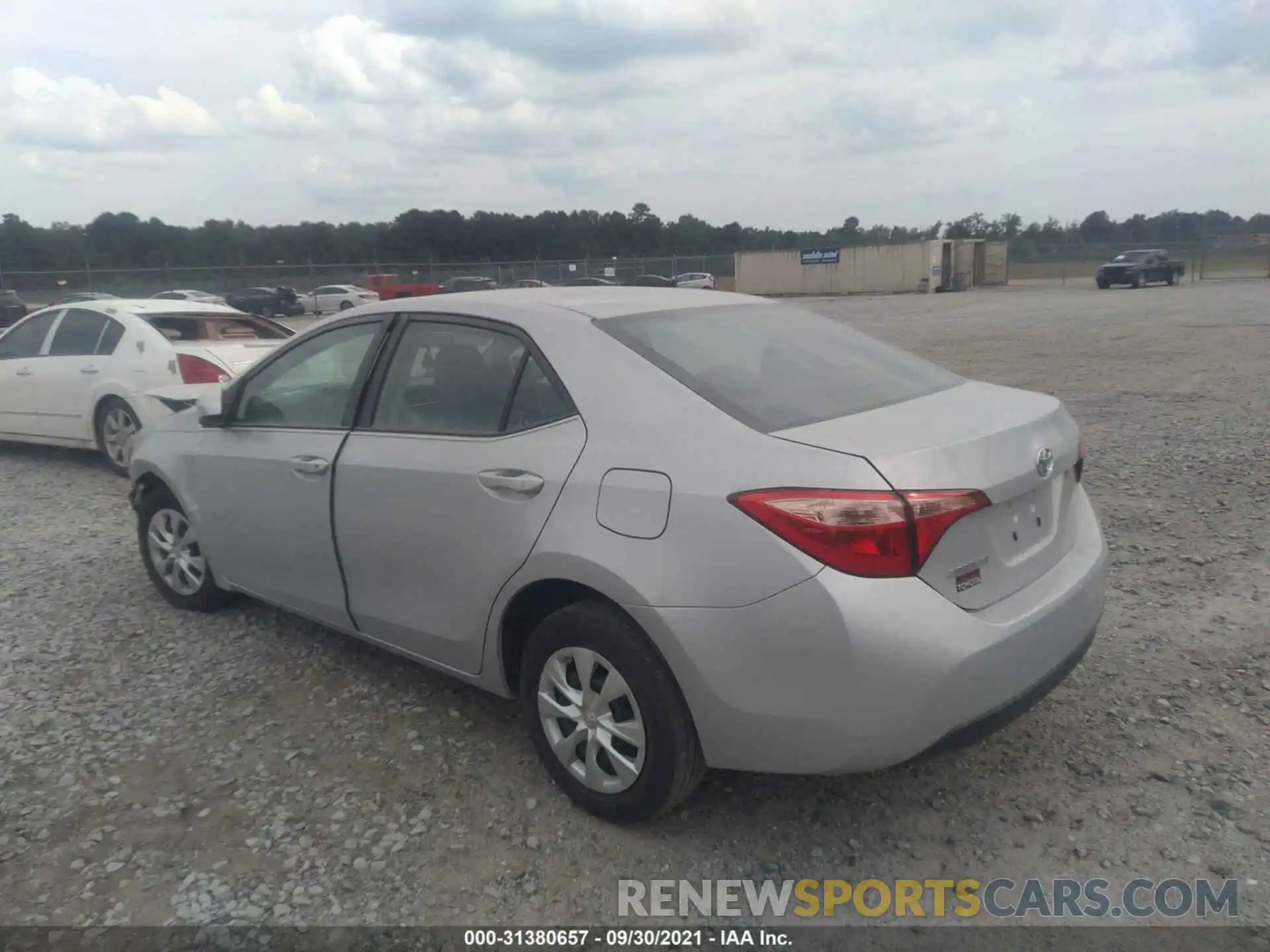 3 Photograph of a damaged car 2T1BURHEXKC138137 TOYOTA COROLLA 2019