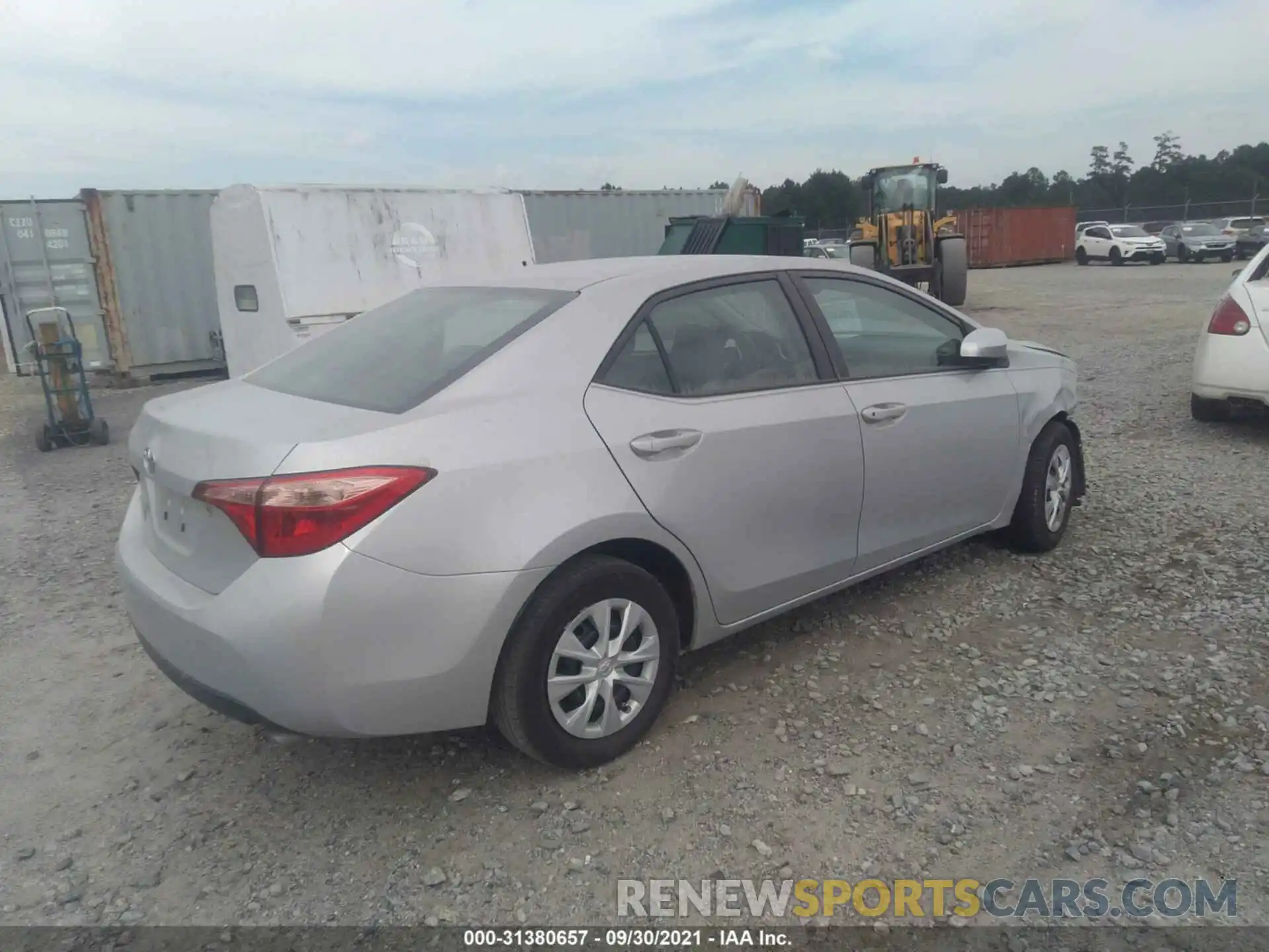 4 Photograph of a damaged car 2T1BURHEXKC138137 TOYOTA COROLLA 2019