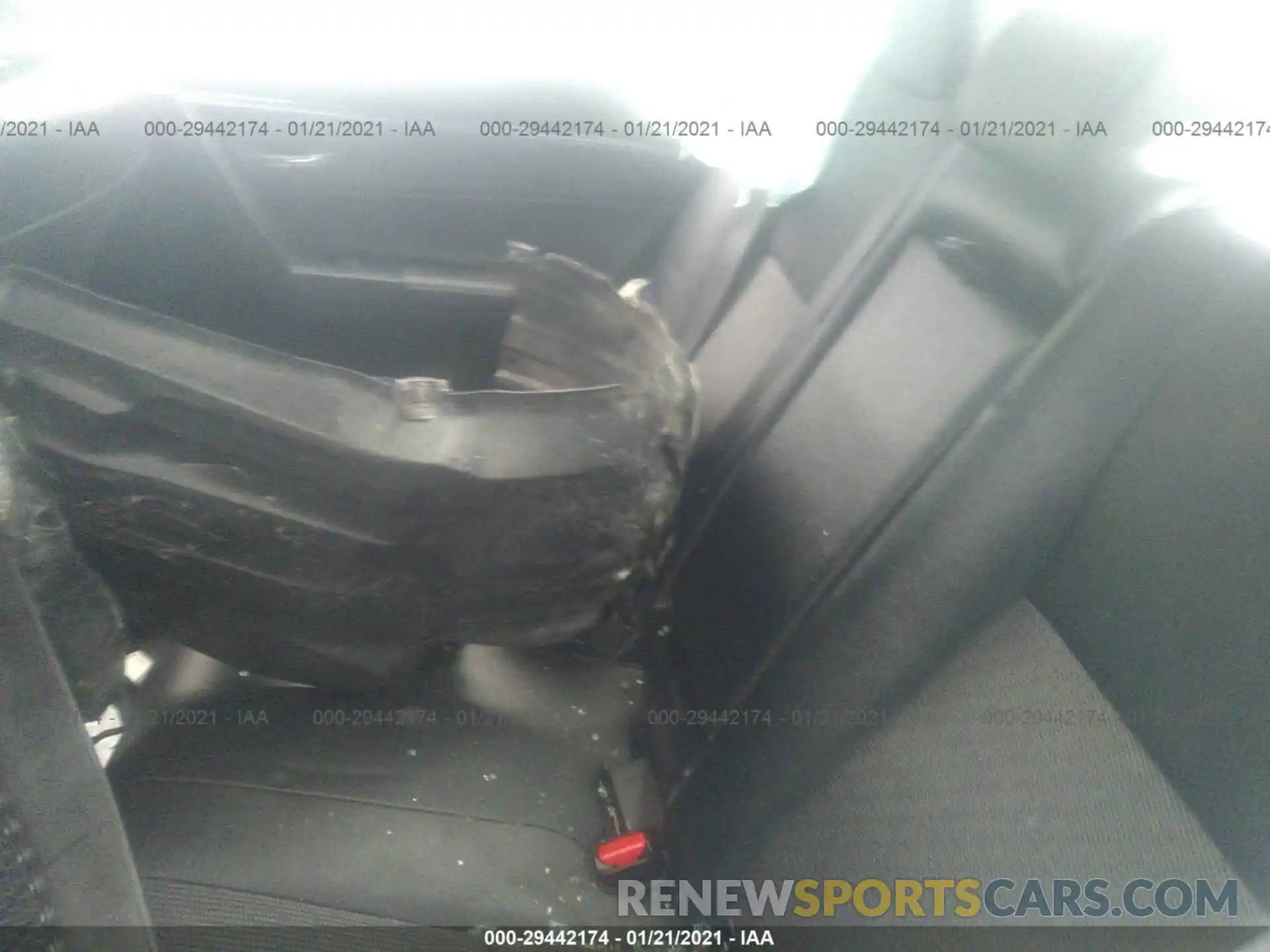 8 Photograph of a damaged car 2T1BURHEXKC138218 TOYOTA COROLLA 2019